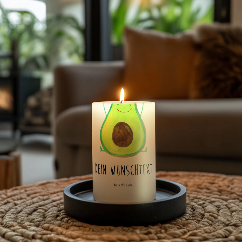Personalised candle avocado Happy Firmungskerze Mit Wunschname, Streukerze Mit Namensdruck, Metall-Kerze Mit Namensgravur, Outdoor-Kerze Mit Namensgravur, Personalisierte Kerze, Duftkerze Mit Namen, Teelicht Mit Namensdruck, Kerze Mit Spruch Und Namen, Laternenkerze Mit Namensdruck, Tischkerze Mit Namensdruck, Kerzen-Set Mit Namensgravur, Grabkerze Mit Namensgravur, Sojawachskerze Mit Namensdruck, Tafelkerze Mit Wunschname, Kerze Mit Prägung Und Wunschname, Stabkerze Mit Gravur, Kerze Für Geburtstag Mit Wunschname, Andachtskerze Mit Namensgravur, Schwimmkerze Mit Namen, Holz-Kerze Mit Namen, Gedenkkerze Mit Namen, Taufekerze Mit Namensgravur, Osterkerze Mit Namen, Blockkerze Mit Namensdruck, Bio-Kerze Mit Wunschname, Bienenwachskerze Mit Wunschname, LED-Kerze Mit Wunschname, Weihnachtskerze Mit Namensgravur, Kerze Für Hochzeit Mit Namensgravur, Gartenkerze Mit Namen, Trauerkerze Mit Namen, Votivkerze Mit Wunschname, Stumpenkerze Mit Namensgravur, Gastgeschenk Kerze Mit Namen, Handgemachte Kerze Mit Wunschname, Glas-Kerze Mit Wunschname, Kommunionkerze Mit Namen, Adventskerze Mit Wunschname, Stearinkerze Mit Gravur, Kerze Mit Namen, Handgegossene Kerze Mit Namen, Fair-Trade-Kerze Mit Namensgravur, Avocado, Veggie, Vegan, Gesund, Chaos