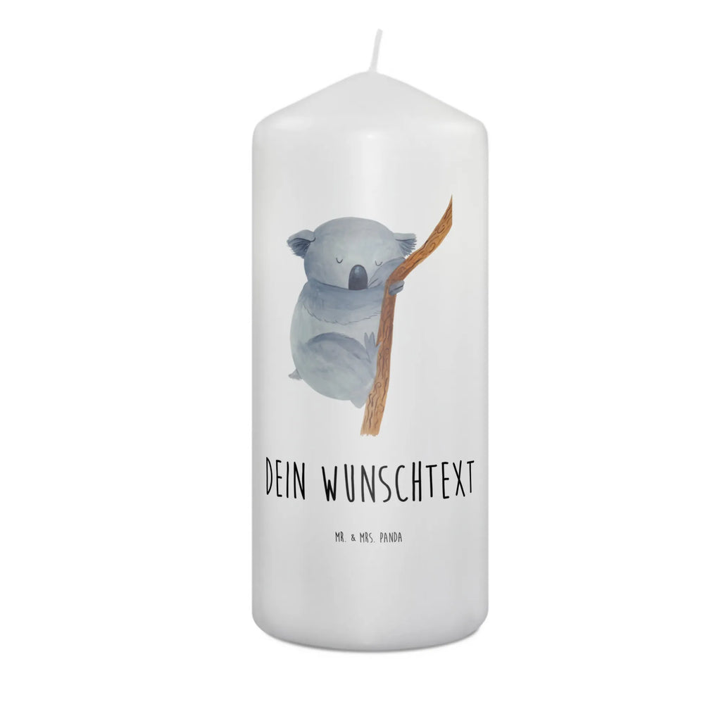 Personalised candle koala Bienenwachskerze Mit Wunschname, Osterkerze Mit Namen, Taufekerze Mit Namensgravur, LED-Kerze Mit Wunschname, Kerze Für Geburtstag Mit Wunschname, Glas-Kerze Mit Wunschname, Kommunionkerze Mit Namen, Gastgeschenk Kerze Mit Namen, Duftkerze Mit Namen, Teelicht Mit Namensdruck, Kerze Mit Spruch Und Namen, Adventskerze Mit Wunschname, Andachtskerze Mit Namensgravur, Weihnachtskerze Mit Namensgravur, Laternenkerze Mit Namensdruck, Blockkerze Mit Namensdruck, Tischkerze Mit Namensdruck, Personalisierte Kerze, Metall-Kerze Mit Namensgravur, Schwimmkerze Mit Namen, Kerzen-Set Mit Namensgravur, Handgemachte Kerze Mit Wunschname, Stabkerze Mit Gravur, Kerze Mit Namen, Firmungskerze Mit Wunschname, Bio-Kerze Mit Wunschname, Gartenkerze Mit Namen, Kerze Für Hochzeit Mit Namensgravur, Tafelkerze Mit Wunschname, Grabkerze Mit Namensgravur, Votivkerze Mit Wunschname, Fair-Trade-Kerze Mit Namensgravur, Holz-Kerze Mit Namen, Kerze Mit Prägung Und Wunschname, Trauerkerze Mit Namen, Handgegossene Kerze Mit Namen, Gedenkkerze Mit Namen, Stumpenkerze Mit Namensgravur, Sojawachskerze Mit Namensdruck, Stearinkerze Mit Gravur, Streukerze Mit Namensdruck, Outdoor-Kerze Mit Namensgravur, Lustige Sprüche, Tiere, Tiermotive, Gute Laune, Schlafzimmer, Koala, Traumland, Traum, Träumen, Bär, schlafen, Koalabär