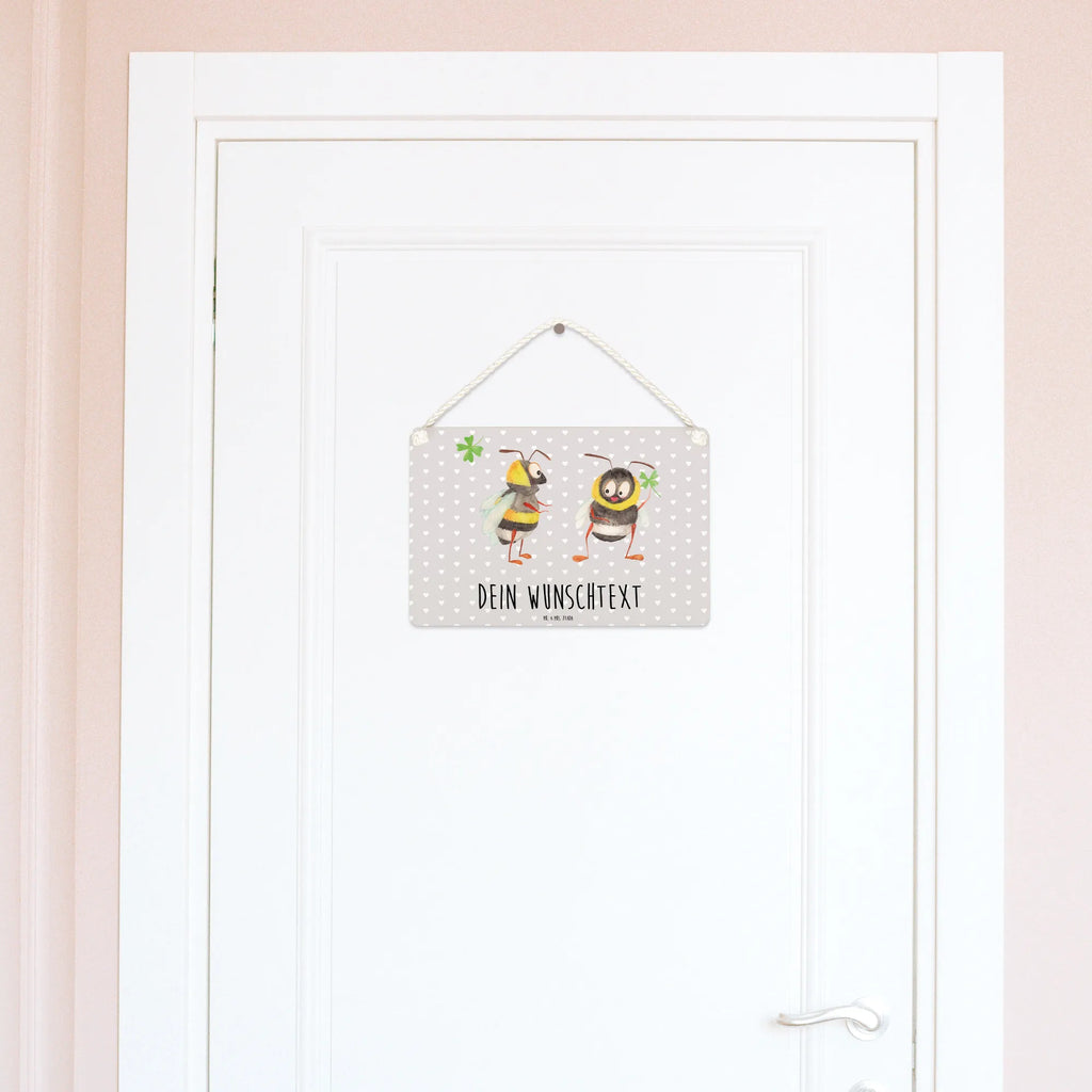 Personalised decorative sign bees Pair Wandschild Mit Text, Deko Schild Mit Blumenmotiv Und Gravur, Schild Zum Aufstellen Mit Wunschtext, Shabby Chic Schild Mit Wunschtext, Türschild Mit Namen, Geschenkidee Deko Schild Mit Text, Lustiges Deko Schild Mit Wunschtext, Deko Schild Für Wohnzimmer Mit Wunschtext, Deko Schild Für Flur Mit Gravur, Holzschild Mit Wunschtext, Deko Schild Selbst Gestalten, Deko Schild Mit Namen, Modernes Deko Schild Mit Text, Spruchschild Mit Wunschtext, Kleines Deko Schild Mit Wunschtext, Rustikales Deko Schild Personalisiert, Schild Mit Botschaft, Deko Schild Mit Gravur, Deko Schild Mit Spruch, Schild Mit Individuellem Text, Dekoschild Personalisiert, Deko Schild Als Geschenk Personalisiert, Deko Wandtafel Mit Namen, Deko Schild Mit Herz Und Text, Vintage Deko Schild Mit Gravur, Schild Zum Hinstellen Mit Text, Deko Schild Für Familie Mit Text, Metallschild Personalisiert, Liebevoll Gestaltetes Deko Schild Mit Wunschtext, Deko Schild Mit Wunschtext, Großes Deko Schild Personalisiert, Deko Schild Für Freunde Mit Namen, Deko Schild Für Garten Mit Wunschtext, Landhausstil Schild Mit Namen, Deko Schild Für Balkon Mit Namen, Deko Schild Für Küche Personalisiert, Personalisiertes Deko Schild, Liebe, Partner, Freund, Freundin, Ehemann, Ehefrau, Heiraten, Verlobung, Heiratsantrag, Liebesgeschenk, Jahrestag, Hocheitstag, für Ehemann, Geschenk für Freundin, Hochzeitstag, Geschenk für Frauen, Liebesbeweis, verliebte Schildkröten, Mitbringsel, Schildkröten, für Männer, Geschenk für Partner, Valentinstag