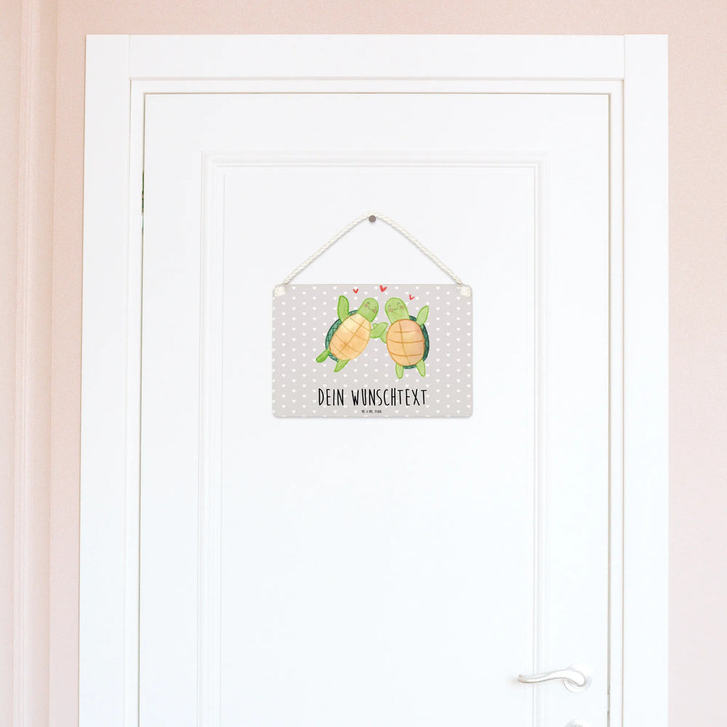 Personalisiertes Deko Schild Schildkröten Paar Rustikales Deko Schild Personalisiert, Dekoschild Personalisiert, Deko Schild Mit Spruch, Schild Zum Aufstellen Mit Wunschtext, Schild Mit Botschaft, Türschild Mit Namen, Schild Zum Hinstellen Mit Text, Badschild, Deko Schild Selbst Gestalten, Deko Schild Für Küche Personalisiert, Shabby Chic Schild Mit Wunschtext, Deko Schild Für Familie Mit Text, Lustiges Deko Schild Mit Wunschtext, Kleines Deko Schild Mit Wunschtext, Modernes Deko Schild Mit Text, Liebevoll Gestaltetes Deko Schild Mit Wunschtext, Großes Deko Schild Personalisiert, Vintage Deko Schild Mit Gravur, Türschild Familie, Deko Schild Für Wohnzimmer Mit Wunschtext, Deko Schild Für Flur Mit Gravur, Wandschild Mit Text, Deko Wandtafel Mit Namen, Deko Schild Mit Blumenmotiv Und Gravur, Deko Schild Mit Herz Und Text, Spruchschild Mit Wunschtext, Deko Schild Für Garten Mit Wunschtext, Deko Schild Als Geschenk Personalisiert, Holztafel, Geschenkidee Deko Schild Mit Text, Deko Schild Mit Namen, Schild mit Spruch, Schild Mit Individuellem Text, Holzschild Mit Wunschtext, Küchenschild, Deko Schild Für Freunde Mit Namen, Deko Schild Für Balkon Mit Namen, Deko Schild Mit Gravur, Deko Schild Mit Wunschtext, Landhausstil Schild Mit Namen, Metallschild Personalisiert, Personalisiertes Deko Schild, Freundin, Verlobung, Partner, Freund, Ehemann, Ehefrau, Heiraten, Liebe, Heiratsantrag, Hocheitstag, Liebesgeschenk, Jahrestag, Geschenk für Freundin, Liebesbeweis, für Männer, Geschenk für Frauen, Mitbringsel, Geschenk für Partner, Hochzeitstag, für Ehemann, Valentinstag