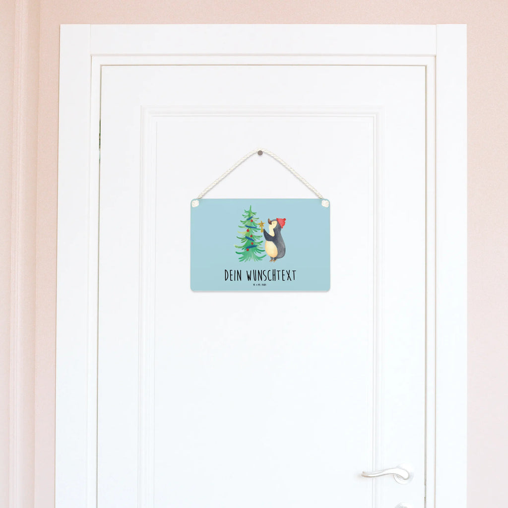 Personalisiertes Deko Schild Pinguin Weihnachtsbaum Vintage Deko Schild Mit Gravur, Modernes Deko Schild Mit Text, Schild Mit Individuellem Text, Badschild, Schild mit Spruch, Spruchschild Mit Wunschtext, Türschild Mit Namen, Deko Schild Selbst Gestalten, Rustikales Deko Schild Personalisiert, Landhausstil Schild Mit Namen, Deko Schild Mit Namen, Metallschild Personalisiert, Schild Mit Botschaft, Holztafel, Deko Schild Für Freunde Mit Namen, Shabby Chic Schild Mit Wunschtext, Wandschild Mit Text, Deko Schild Für Balkon Mit Namen, Deko Schild Als Geschenk Personalisiert, Deko Schild Mit Wunschtext, Holzschild Mit Wunschtext, Dekoschild Personalisiert, Schild Zum Hinstellen Mit Text, Deko Schild Für Familie Mit Text, Deko Wandtafel Mit Namen, Großes Deko Schild Personalisiert, Deko Schild Für Flur Mit Gravur, Deko Schild Für Wohnzimmer Mit Wunschtext, Geschenkidee Deko Schild Mit Text, Deko Schild Mit Herz Und Text, Deko Schild Mit Blumenmotiv Und Gravur, Liebevoll Gestaltetes Deko Schild Mit Wunschtext, Deko Schild Mit Gravur, Deko Schild Mit Spruch, Deko Schild Für Küche Personalisiert, Schild Zum Aufstellen Mit Wunschtext, Türschild Familie, Kleines Deko Schild Mit Wunschtext, Küchenschild, Deko Schild Für Garten Mit Wunschtext, Lustiges Deko Schild Mit Wunschtext, Personalisiertes Deko Schild, Wintermotiv, Weihnachten, Heiligabend, Advent, Nikolaus, Winter, Weihnachtsdeko, Pinguin