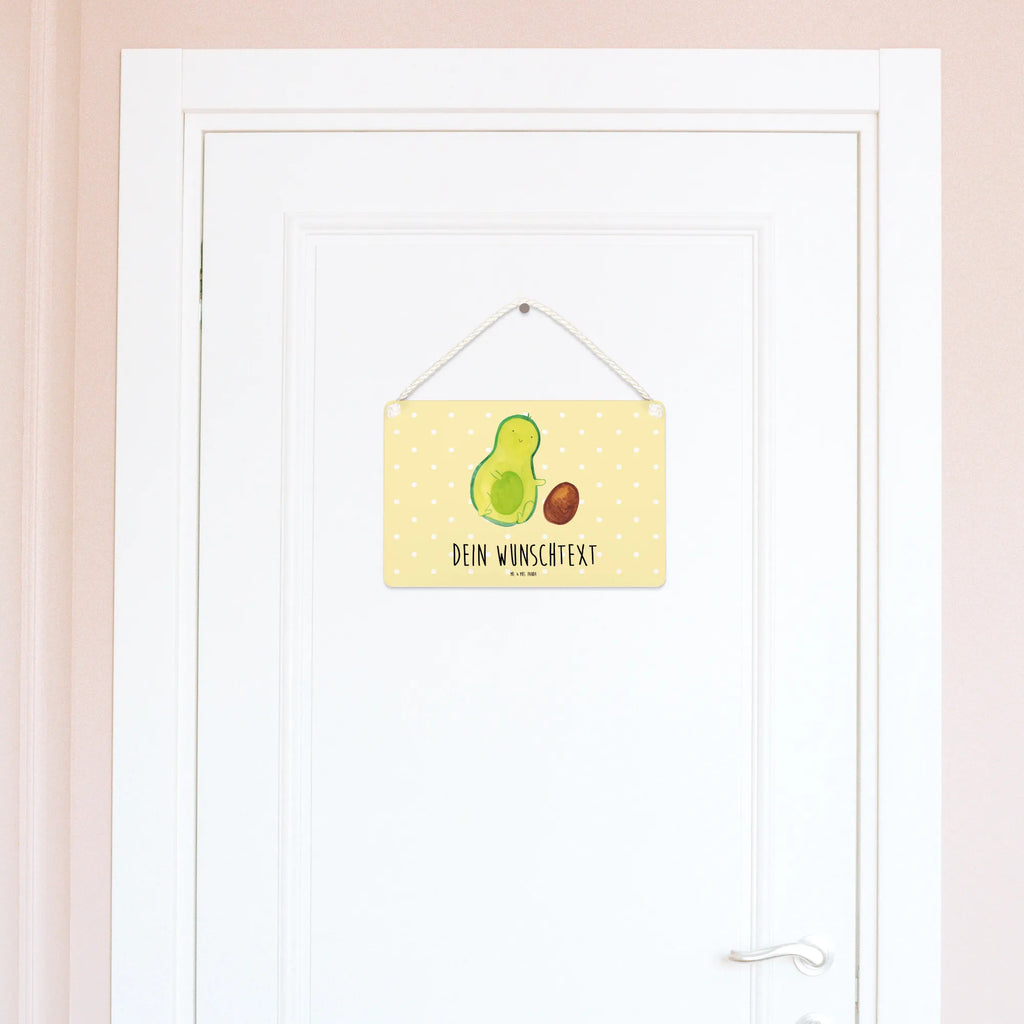 Personalisiertes Deko Schild Avocado rollt Kern Kleines Deko Schild Mit Wunschtext, Schild Mit Individuellem Text, Holzschild Mit Wunschtext, Liebevoll Gestaltetes Deko Schild Mit Wunschtext, Deko Schild Mit Gravur, Deko Schild Mit Spruch, Deko Schild Selbst Gestalten, Landhausstil Schild Mit Namen, Rustikales Deko Schild Personalisiert, Deko Schild Für Wohnzimmer Mit Wunschtext, Shabby Chic Schild Mit Wunschtext, Deko Schild Für Freunde Mit Namen, Spruchschild Mit Wunschtext, Deko Schild Mit Blumenmotiv Und Gravur, Großes Deko Schild Personalisiert, Schild Zum Hinstellen Mit Text, Metallschild Personalisiert, Personalisiertes Deko Schild, Badschild, Dekoschild Personalisiert, Wandschild Mit Text, Deko Schild Als Geschenk Personalisiert, Vintage Deko Schild Mit Gravur, Deko Wandtafel Mit Namen, Lustiges Deko Schild Mit Wunschtext, Deko Schild Für Balkon Mit Namen, Deko Schild Für Familie Mit Text, Schild Zum Aufstellen Mit Wunschtext, Deko Schild Für Garten Mit Wunschtext, Modernes Deko Schild Mit Text, Schild mit Spruch, Deko Schild Mit Wunschtext, Türschild Familie, Deko Schild Für Flur Mit Gravur, Holztafel, Deko Schild Mit Herz Und Text, Geschenkidee Deko Schild Mit Text, Deko Schild Mit Namen, Türschild Mit Namen, Deko Schild Für Küche Personalisiert, Schild Mit Botschaft, Küchenschild, Veggie, Avocado, Vegan, Gesund, Babyparty, Erstes Kind, Avocados, Kind, Baby, Zur Geburt, Schwangerschaft, Love, Säugling, Liebe, Schwanger, Geburtstag, Große Liebe, Geburt