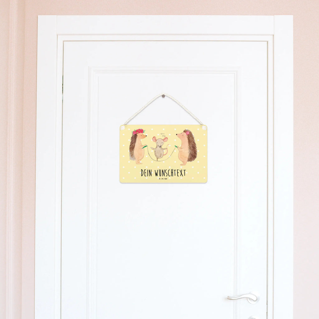 Personalisiertes Deko Schild Igel Seilhüpfen Holzschild Mit Wunschtext, Deko Schild Für Freunde Mit Namen, Lustiges Deko Schild Mit Wunschtext, Deko Schild Mit Wunschtext, Großes Deko Schild Personalisiert, Deko Schild Für Garten Mit Wunschtext, Küchenschild, Landhausstil Schild Mit Namen, Vintage Deko Schild Mit Gravur, Rustikales Deko Schild Personalisiert, Deko Schild Für Flur Mit Gravur, Deko Schild Als Geschenk Personalisiert, Deko Schild Für Familie Mit Text, Schild Mit Botschaft, Schild Zum Aufstellen Mit Wunschtext, Deko Schild Mit Namen, Schild mit Spruch, Badschild, Deko Schild Mit Herz Und Text, Kleines Deko Schild Mit Wunschtext, Metallschild Personalisiert, Holztafel, Türschild Mit Namen, Schild Zum Hinstellen Mit Text, Modernes Deko Schild Mit Text, Schild Mit Individuellem Text, Deko Schild Für Balkon Mit Namen, Dekoschild Personalisiert, Spruchschild Mit Wunschtext, Deko Schild Mit Blumenmotiv Und Gravur, Deko Wandtafel Mit Namen, Deko Schild Für Wohnzimmer Mit Wunschtext, Liebevoll Gestaltetes Deko Schild Mit Wunschtext, Wandschild Mit Text, Deko Schild Für Küche Personalisiert, Geschenkidee Deko Schild Mit Text, Türschild Familie, Deko Schild Mit Gravur, Deko Schild Selbst Gestalten, Shabby Chic Schild Mit Wunschtext, Personalisiertes Deko Schild, Deko Schild Mit Spruch, Lustige Sprüche, Tiermotive, Gute Laune, Tiere, Igel, Seilspringen, Kinder, Maus, Kindergarten, Seilhüpfen