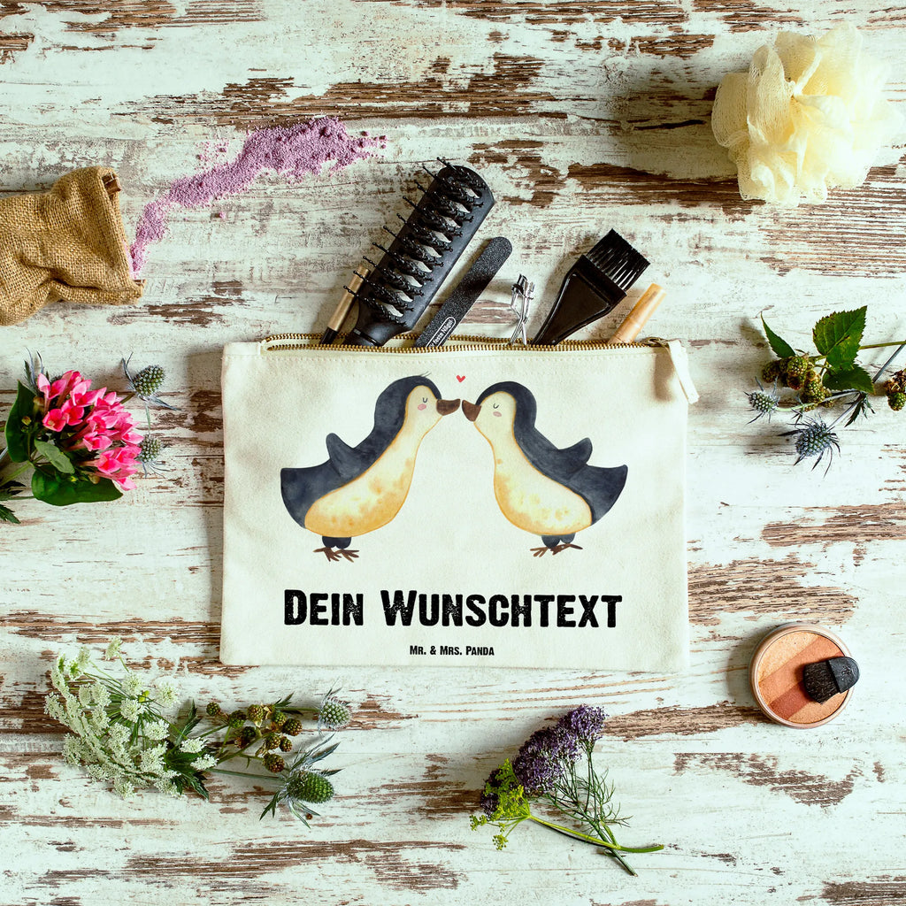 Personalisierte Schminktasche Pinguine Kuss Schminktasche Zum Aufhängen Mit Name, Kosmetiktasche Organizer Mit Wunschtext, Schminktasche Tiermotiv Mit Namen, Kosmetiktasche Zum Mitnehmen Mit Namen, Schminktasche Klein Personalisiert, Schminktasche Groß Mit Wunschtext, Schminktasche Mit Reißverschluss Und Namen, Stifteaufbewahrung Personalisiert, Schminktasche Reise Mit Namen, Schminkbeutel Mit Gravur, Schminktasche Mit Wunschtext, Schminktasche Mit Muster Und Namen, Schminktasche Mit Fächern Personalisiert, Reise-Kosmetiktasche Mit Name, Schminktasche Für Unterwegs Mit Personalisierung, Kulturbeutel Damen Personalisiert, Make-Up Tasche Mit Name, Schminktasche Stoff Mit Namen, Aufbewahrung Für Schminke Mit Namen, Schminktasche Geschenk Personalisiert, Kosmetiktasche Damen Mit Namen, Schminktasche Blumen Mit Initialen, Schminktasche Leder Mit Gravur, Stiftetasche mit Wunschtext, Schminktasche Für Mädchen Mit Wunschtext, Kosmetiktasche Für Handtasche Personalisiert, Kosmetiktasche Personalisiert, Schminktasche Für Teenager Mit Namen, Schminktasche Nachhaltig Mit Wunschtext, Schminktäschchen Mit Initialen, Personalisierte Schminktasche, Schminktasche Für Unterwegs Mit Wunschtext, Schminktasche Mit Namen, Liebe, Partner, Freund, Freundin, Ehemann, Ehefrau, Heiraten, Verlobung, Heiratsantrag, Liebesgeschenk, Jahrestag, Hocheitstag, Geschenk für Partner, für Männer, Liebesbeweis, Geschenk für Freundin, Mitbringsel, Geschenk für Frauen, für Ehemann, Hochzeitstag, Valentinstag