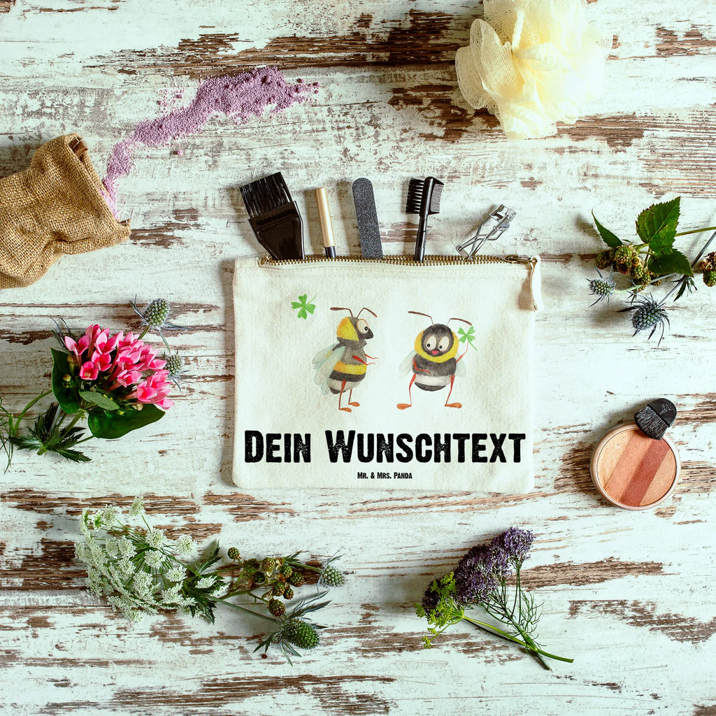 Personalised make-up bag bees Pair Personalisierte Schminktasche, Schminktäschchen Mit Initialen, Kosmetiktasche Organizer Mit Wunschtext, Kosmetiktasche Personalisiert, Kosmetiktasche Zum Mitnehmen Mit Namen, Schminktasche Mit Fächern Personalisiert, Schminktasche Für Unterwegs Mit Personalisierung, Schminktasche Für Unterwegs Mit Wunschtext, Schminktasche Reise Mit Namen, Schminkbeutel Mit Gravur, Aufbewahrung Für Schminke Mit Namen, Schminktasche Tiermotiv Mit Namen, Schminktasche Geschenk Personalisiert, Schminktasche Blumen Mit Initialen, Kulturbeutel Damen Personalisiert, Stiftetasche mit Wunschtext, Schminktasche Mit Muster Und Namen, Kosmetiktasche Damen Mit Namen, Schminktasche Zum Aufhängen Mit Name, Schminktasche Leder Mit Gravur, Schminktasche Mit Namen, Reise-Kosmetiktasche Mit Name, Schminktasche Mit Reißverschluss Und Namen, Stifteaufbewahrung Personalisiert, Kosmetiktasche Für Handtasche Personalisiert, Schminktasche Groß Mit Wunschtext, Schminktasche Nachhaltig Mit Wunschtext, Make-Up Tasche Mit Name, Schminktasche Für Mädchen Mit Wunschtext, Schminktasche Stoff Mit Namen, Schminktasche Mit Wunschtext, Schminktasche Für Teenager Mit Namen, Schminktasche Klein Personalisiert, Freundin, Freund, Liebe, Liebesgeschenk, Jahrestag, Verlobung, Partner, Ehemann, Ehefrau, Heiraten, Heiratsantrag, Hocheitstag, Geschenk für Partner, für Ehemann, Schildkröten, Valentinstag, Geschenk für Freundin, Hochzeitstag, Mitbringsel, Verliebte Schildkröten, Liebesbeweis, für Männer, Geschenk für Frauen