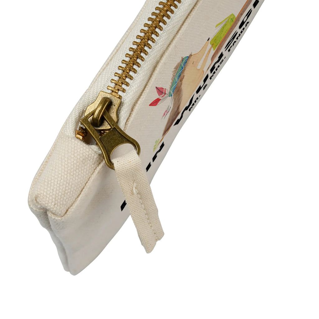 Personalised make-up bag Hedgehog feather headdress Schminktasche Zum Aufhängen Mit Name, Schminkbeutel Mit Gravur, Personalisierte Schminktasche, Schminktasche Mit Reißverschluss Und Namen, Schminktasche Mit Fächern Personalisiert, Kosmetiktasche Damen Mit Namen, Schminktasche Geschenk Personalisiert, Schminktasche Klein Personalisiert, Schminktasche Für Mädchen Mit Wunschtext, Schminktasche Blumen Mit Initialen, Schminktasche Für Unterwegs Mit Personalisierung, Kosmetiktasche Zum Mitnehmen Mit Namen, Schminktasche Groß Mit Wunschtext, Schminktasche Tiermotiv Mit Namen, Make-Up Tasche Mit Name, Reise-Kosmetiktasche Mit Name, Kosmetiktasche Organizer Mit Wunschtext, Schminktasche Für Teenager Mit Namen, Schminktasche Nachhaltig Mit Wunschtext, Schminktasche Stoff Mit Namen, Stifteaufbewahrung Personalisiert, Schminktäschchen Mit Initialen, Schminktasche Mit Muster Und Namen, Schminktasche Mit Namen, Kosmetiktasche Personalisiert, Kulturbeutel Damen Personalisiert, Schminktasche Für Unterwegs Mit Wunschtext, Kosmetiktasche Für Handtasche Personalisiert, Schminktasche Leder Mit Gravur, Aufbewahrung Für Schminke Mit Namen, Schminktasche Reise Mit Namen, Stiftetasche mit Wunschtext, Schminktasche Mit Wunschtext, Tiere, Waldtiere, Abenteuer, Indianer, Lagerfeuer, Camping, Igel