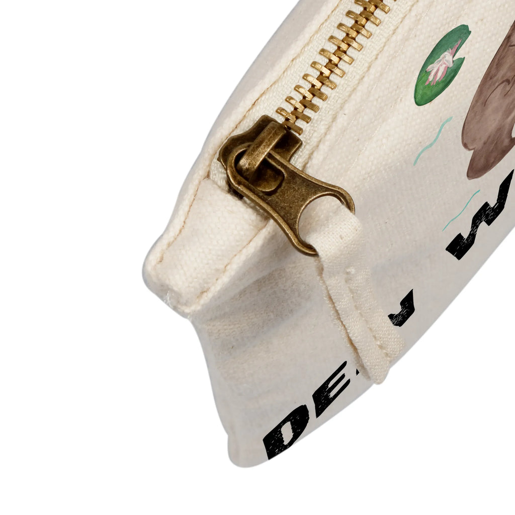 Personalised make-up bag otter Water Lily Schminktasche Geschenk Personalisiert, Schminktasche Mit Wunschtext, Personalisierte Schminktasche, Schminktasche Blumen Mit Initialen, Reise-Kosmetiktasche Mit Name, Schminktasche Mit Namen, Schminktasche Mit Reißverschluss Und Namen, Kosmetiktasche Für Handtasche Personalisiert, Schminktasche Tiermotiv Mit Namen, Schminktasche Für Unterwegs Mit Personalisierung, Schminkbeutel Mit Gravur, Schminktasche Mit Fächern Personalisiert, Kosmetiktasche Organizer Mit Wunschtext, Schminktasche Mit Muster Und Namen, Schminktasche Für Teenager Mit Namen, Stifteaufbewahrung Personalisiert, Make-Up Tasche Mit Name, Schminktasche Klein Personalisiert, Kosmetiktasche Damen Mit Namen, Kosmetiktasche Zum Mitnehmen Mit Namen, Kosmetiktasche Personalisiert, Schminktasche Groß Mit Wunschtext, Schminktasche Leder Mit Gravur, Kulturbeutel Damen Personalisiert, Schminktasche Für Unterwegs Mit Wunschtext, Stiftetasche mit Wunschtext, Schminktasche Für Mädchen Mit Wunschtext, Schminktasche Stoff Mit Namen, Aufbewahrung Für Schminke Mit Namen, Schminktasche Nachhaltig Mit Wunschtext, Schminktasche Reise Mit Namen, Schminktäschchen Mit Initialen, Schminktasche Zum Aufhängen Mit Name, Otter, Fischotter, Seeotter, Otter Seeotter See Otter