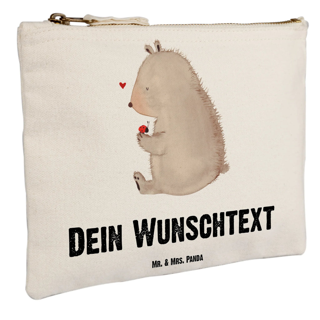 Personalisierte Schminktasche Bär Marienkäfer Kulturbeutel Damen Personalisiert, Stiftetasche mit Wunschtext, Kosmetiktasche Für Handtasche Personalisiert, Kosmetiktasche Organizer Mit Wunschtext, Schminkbeutel Mit Gravur, Schminktasche Mit Fächern Personalisiert, Schminktasche Für Unterwegs Mit Wunschtext, Schminktasche Mit Wunschtext, Schminktasche Für Mädchen Mit Wunschtext, Schminktasche Blumen Mit Initialen, Schminktasche Leder Mit Gravur, Schminktasche Zum Aufhängen Mit Name, Schminktasche Für Teenager Mit Namen, Schminktasche Klein Personalisiert, Schminktasche Mit Muster Und Namen, Stifteaufbewahrung Personalisiert, Kosmetiktasche Personalisiert, Aufbewahrung Für Schminke Mit Namen, Kosmetiktasche Damen Mit Namen, Reise-Kosmetiktasche Mit Name, Schminktasche Reise Mit Namen, Schminktasche Geschenk Personalisiert, Schminktasche Für Unterwegs Mit Personalisierung, Schminktasche Groß Mit Wunschtext, Kosmetiktasche Zum Mitnehmen Mit Namen, Schminktasche Nachhaltig Mit Wunschtext, Make-Up Tasche Mit Name, Schminktäschchen Mit Initialen, Schminktasche Stoff Mit Namen, Personalisierte Schminktasche, Schminktasche Tiermotiv Mit Namen, Schminktasche Mit Namen, Schminktasche Mit Reißverschluss Und Namen, Teddy, Bär, Teddybär, Motivation, Marienkäfer, Freiheit, Das Leben Ist schön, Liebe