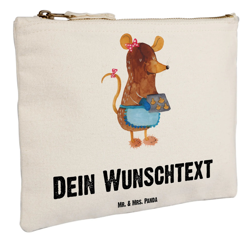Personalised make-up bag Mouse Cookies Stiftetasche mit Wunschtext, Schminktasche Mit Wunschtext, Schminktasche Zum Aufhängen Mit Name, Schminktasche Für Unterwegs Mit Personalisierung, Schminktasche Tiermotiv Mit Namen, Aufbewahrung Für Schminke Mit Namen, Stifteaufbewahrung Personalisiert, Schminktasche Klein Personalisiert, Schminktasche Für Unterwegs Mit Wunschtext, Schminktäschchen Mit Initialen, Schminktasche Geschenk Personalisiert, Make-Up Tasche Mit Name, Schminkbeutel Mit Gravur, Schminktasche Leder Mit Gravur, Kosmetiktasche Damen Mit Namen, Schminktasche Reise Mit Namen, Kosmetiktasche Organizer Mit Wunschtext, Schminktasche Mit Fächern Personalisiert, Kosmetiktasche Personalisiert, Reise-Kosmetiktasche Mit Name, Schminktasche Nachhaltig Mit Wunschtext, Schminktasche Mit Reißverschluss Und Namen, Kosmetiktasche Zum Mitnehmen Mit Namen, Kosmetiktasche Für Handtasche Personalisiert, Schminktasche Stoff Mit Namen, Schminktasche Für Mädchen Mit Wunschtext, Schminktasche Für Teenager Mit Namen, Schminktasche Mit Muster Und Namen, Schminktasche Blumen Mit Initialen, Personalisierte Schminktasche, Schminktasche Groß Mit Wunschtext, Schminktasche Mit Namen, Kulturbeutel Damen Personalisiert, Weihnachten, Winter, Weihnachtsdeko, Nikolaus, Advent, Heiligabend, Wintermotiv, Maus, Weihnachtsbäckerei, Chaosqueen, Kekse, Plätzchen, Weihnachtskekse, Backen