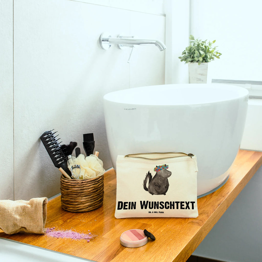Personalised make-up bag skunk Girl Kosmetiktasche Personalisiert, Kosmetiktasche Zum Mitnehmen Mit Namen, Schminktasche Für Unterwegs Mit Wunschtext, Aufbewahrung Für Schminke Mit Namen, Kulturbeutel Damen Personalisiert, Schminktasche Für Teenager Mit Namen, Schminktasche Blumen Mit Initialen, Kosmetiktasche Für Handtasche Personalisiert, Schminktasche Mit Wunschtext, Schminktasche Nachhaltig Mit Wunschtext, Personalisierte Schminktasche, Schminktasche Geschenk Personalisiert, Schminktasche Tiermotiv Mit Namen, Schminktasche Stoff Mit Namen, Schminktasche Für Mädchen Mit Wunschtext, Schminktasche Mit Fächern Personalisiert, Kosmetiktasche Organizer Mit Wunschtext, Schminkbeutel Mit Gravur, Schminktasche Klein Personalisiert, Make-Up Tasche Mit Name, Schminktasche Groß Mit Wunschtext, Stifteaufbewahrung Personalisiert, Schminktasche Reise Mit Namen, Schminktasche Mit Namen, Schminktasche Mit Reißverschluss Und Namen, Stiftetasche mit Wunschtext, Reise-Kosmetiktasche Mit Name, Schminktasche Leder Mit Gravur, Schminktasche Für Unterwegs Mit Personalisierung, Schminktäschchen Mit Initialen, Kosmetiktasche Damen Mit Namen, Schminktasche Zum Aufhängen Mit Name, Schminktasche Mit Muster Und Namen, Stinktier, Skunk, Stinker, Namaste, Yoga, Wildtier, Stinki, Raubtier