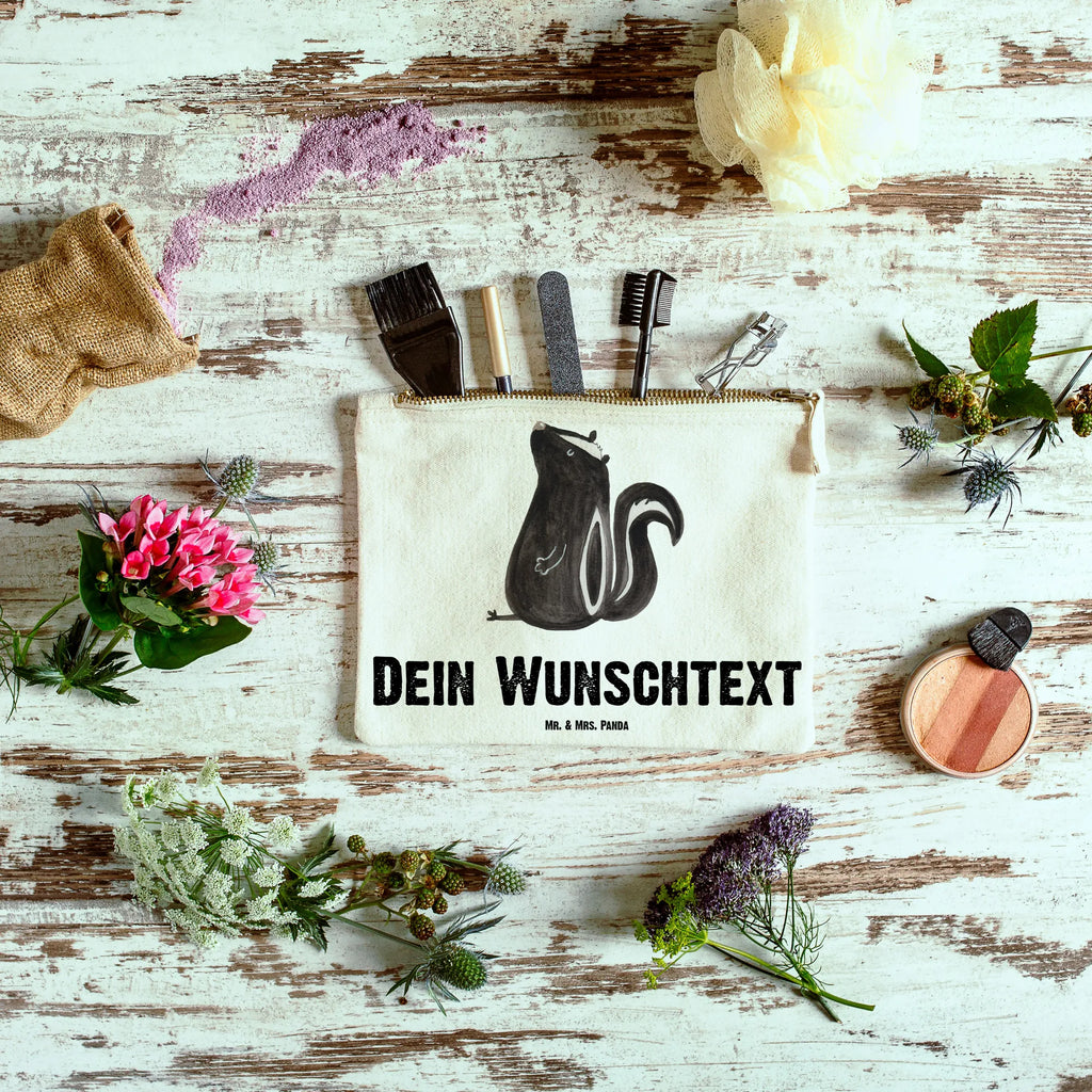 Personalised make-up bag skunk Sit Schminktasche Für Unterwegs Mit Personalisierung, Personalisierte Schminktasche, Schminktasche Zum Aufhängen Mit Name, Schminktasche Klein Personalisiert, Kulturbeutel Damen Personalisiert, Schminktasche Mit Muster Und Namen, Kosmetiktasche Damen Mit Namen, Schminktasche Groß Mit Wunschtext, Stifteaufbewahrung Personalisiert, Schminktasche Reise Mit Namen, Kosmetiktasche Für Handtasche Personalisiert, Schminktasche Tiermotiv Mit Namen, Schminktasche Mit Reißverschluss Und Namen, Schminktasche Für Unterwegs Mit Wunschtext, Schminktasche Leder Mit Gravur, Make-Up Tasche Mit Name, Kosmetiktasche Zum Mitnehmen Mit Namen, Schminktasche Mit Namen, Schminktasche Nachhaltig Mit Wunschtext, Schminktasche Mit Wunschtext, Schminktasche Für Mädchen Mit Wunschtext, Schminktäschchen Mit Initialen, Kosmetiktasche Personalisiert, Schminktasche Geschenk Personalisiert, Schminktasche Stoff Mit Namen, Schminktasche Für Teenager Mit Namen, Schminkbeutel Mit Gravur, Schminktasche Blumen Mit Initialen, Reise-Kosmetiktasche Mit Name, Aufbewahrung Für Schminke Mit Namen, Schminktasche Mit Fächern Personalisiert, Stiftetasche mit Wunschtext, Kosmetiktasche Organizer Mit Wunschtext, Stinktier, Skunk, Wildtier, Besserwisser, Spruch, Raubtier, Stinker, Stinki, Büro, Recht