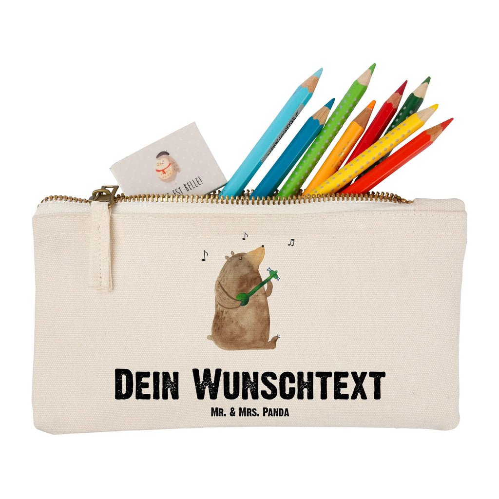 Personalisierte Schminktasche Bär Lied Kosmetiktasche Zum Mitnehmen Mit Namen, Kosmetiktasche Damen Mit Namen, Stifteaufbewahrung Personalisiert, Schminktasche Stoff Mit Namen, Schminktasche Blumen Mit Initialen, Stiftetasche mit Wunschtext, Schminktasche Mit Muster Und Namen, Kosmetiktasche Organizer Mit Wunschtext, Schminktasche Für Mädchen Mit Wunschtext, Kulturbeutel Damen Personalisiert, Schminktasche Reise Mit Namen, Schminkbeutel Mit Gravur, Schminktasche Mit Wunschtext, Make-Up Tasche Mit Name, Schminktasche Klein Personalisiert, Schminktasche Für Teenager Mit Namen, Schminktasche Mit Fächern Personalisiert, Schminktasche Mit Namen, Schminktasche Groß Mit Wunschtext, Schminktasche Für Unterwegs Mit Wunschtext, Schminktasche Nachhaltig Mit Wunschtext, Reise-Kosmetiktasche Mit Name, Schminktasche Mit Reißverschluss Und Namen, Schminktasche Für Unterwegs Mit Personalisierung, Schminktasche Leder Mit Gravur, Kosmetiktasche Personalisiert, Schminktasche Zum Aufhängen Mit Name, Schminktasche Tiermotiv Mit Namen, Personalisierte Schminktasche, Schminktasche Geschenk Personalisiert, Kosmetiktasche Für Handtasche Personalisiert, Aufbewahrung Für Schminke Mit Namen, Schminktäschchen Mit Initialen, Teddy, Bär, Teddybär, Valentinstag, Herz, Freundin, Liebe, Frau, Partner, Song, Spruch, Liebeslied, Geschenk, Bear, Lied, Valentine, Bärchen