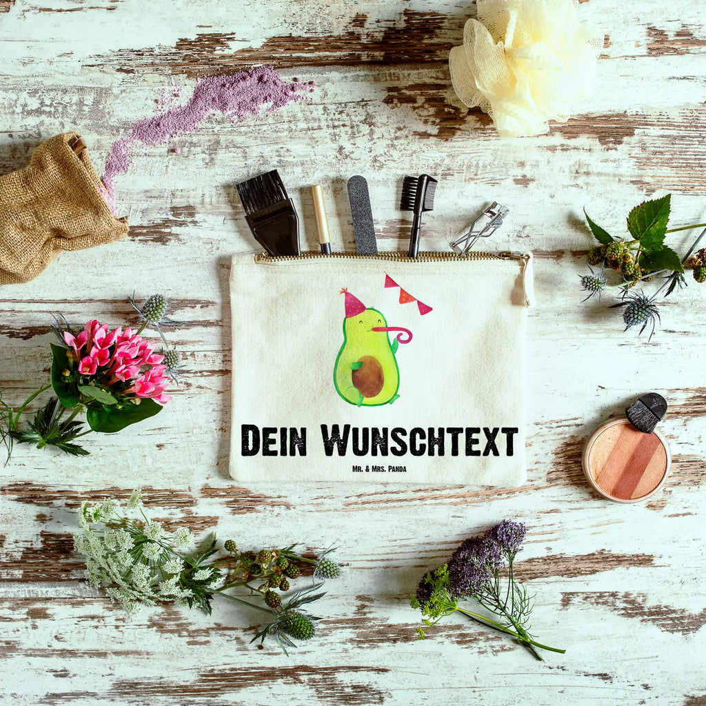 Personalised make-up bag avocado party Schminktasche Geschenk Personalisiert, Kosmetiktasche Personalisiert, Schminkbeutel Mit Gravur, Schminktasche Blumen Mit Initialen, Schminktasche Mit Fächern Personalisiert, Reise-Kosmetiktasche Mit Name, Aufbewahrung Für Schminke Mit Namen, Schminktasche Mit Namen, Stiftetasche mit Wunschtext, Schminktasche Mit Reißverschluss Und Namen, Kosmetiktasche Organizer Mit Wunschtext, Schminktasche Für Teenager Mit Namen, Kosmetiktasche Für Handtasche Personalisiert, Schminktasche Reise Mit Namen, Schminktasche Mit Wunschtext, Stifteaufbewahrung Personalisiert, Kosmetiktasche Zum Mitnehmen Mit Namen, Schminktasche Zum Aufhängen Mit Name, Schminktasche Für Unterwegs Mit Wunschtext, Personalisierte Schminktasche, Kulturbeutel Damen Personalisiert, Schminktasche Leder Mit Gravur, Schminktasche Tiermotiv Mit Namen, Schminktäschchen Mit Initialen, Schminktasche Klein Personalisiert, Kosmetiktasche Damen Mit Namen, Make-Up Tasche Mit Name, Schminktasche Nachhaltig Mit Wunschtext, Schminktasche Für Unterwegs Mit Personalisierung, Schminktasche Mit Muster Und Namen, Schminktasche Groß Mit Wunschtext, Schminktasche Für Mädchen Mit Wunschtext, Schminktasche Stoff Mit Namen, Avocado, Veggie, Vegan, Gesund, Avocados, Feierei, Schulabschluss, Jubiläum, Geburtstag, Jahrestag, Feier, Lieblingstag, Bestanden, Abi, Geburtstagsfeier, Party, Abschluss, Firmenfeier, Abifeier, Happy Birthday, Klassenfeier, Prüfung