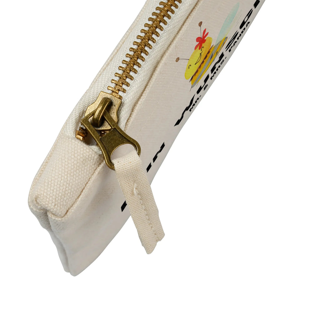 Personalisierte Schminktasche Biene Blume Schminktasche Tiermotiv Mit Namen, Schminktasche Für Teenager Mit Namen, Aufbewahrung Für Schminke Mit Namen, Make-Up Tasche Mit Name, Schminktasche Zum Aufhängen Mit Name, Stiftetasche mit Wunschtext, Schminktasche Stoff Mit Namen, Schminktäschchen Mit Initialen, Schminktasche Mit Namen, Schminktasche Nachhaltig Mit Wunschtext, Schminktasche Für Unterwegs Mit Personalisierung, Schminktasche Geschenk Personalisiert, Schminktasche Mit Reißverschluss Und Namen, Personalisierte Schminktasche, Reise-Kosmetiktasche Mit Name, Schminkbeutel Mit Gravur, Kosmetiktasche Zum Mitnehmen Mit Namen, Schminktasche Klein Personalisiert, Stifteaufbewahrung Personalisiert, Schminktasche Leder Mit Gravur, Schminktasche Mit Muster Und Namen, Schminktasche Groß Mit Wunschtext, Kosmetiktasche Personalisiert, Schminktasche Mit Fächern Personalisiert, Schminktasche Für Mädchen Mit Wunschtext, Schminktasche Reise Mit Namen, Kosmetiktasche Damen Mit Namen, Schminktasche Für Unterwegs Mit Wunschtext, Schminktasche Blumen Mit Initialen, Schminktasche Mit Wunschtext, Kulturbeutel Damen Personalisiert, Kosmetiktasche Organizer Mit Wunschtext, Kosmetiktasche Für Handtasche Personalisiert, Biene, Wespe, Hummel