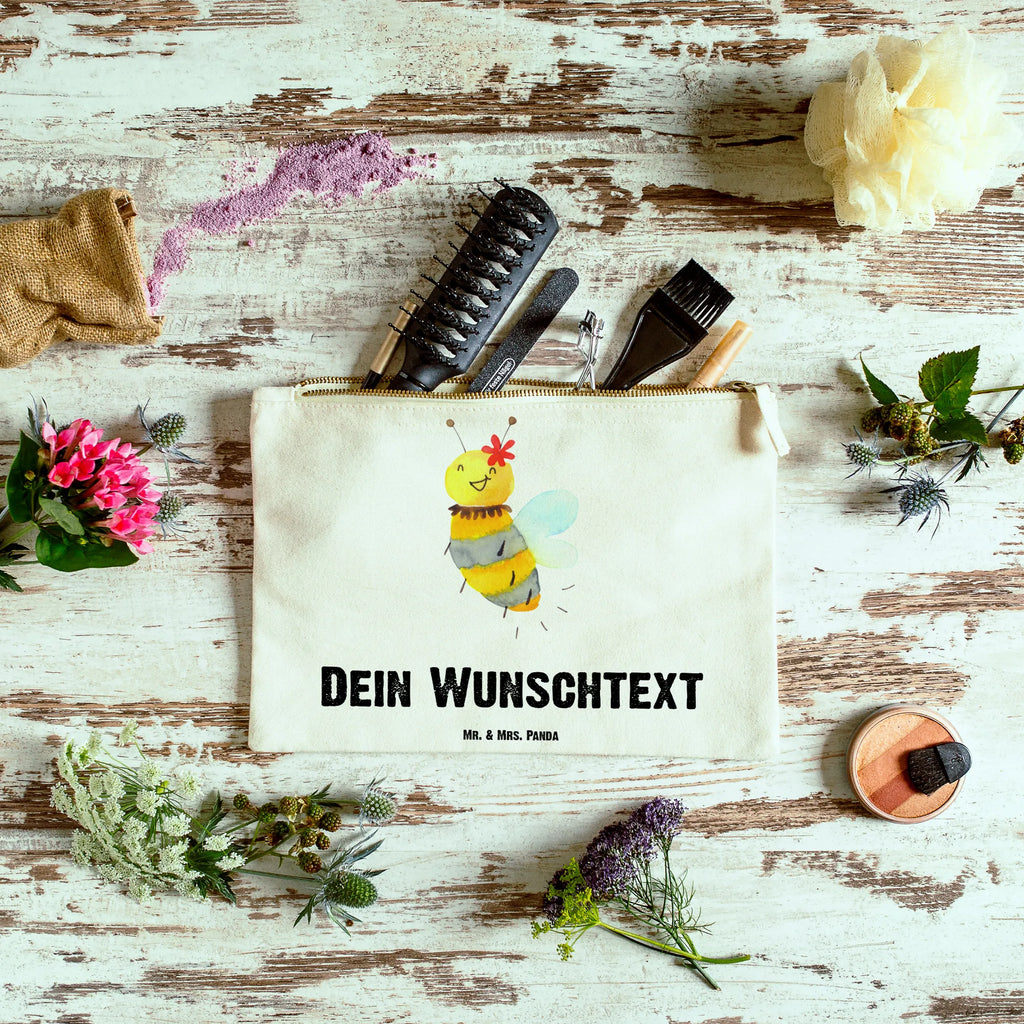 Personalisierte Schminktasche Biene Blume Schminktasche Tiermotiv Mit Namen, Schminktasche Für Teenager Mit Namen, Aufbewahrung Für Schminke Mit Namen, Make-Up Tasche Mit Name, Schminktasche Zum Aufhängen Mit Name, Stiftetasche mit Wunschtext, Schminktasche Stoff Mit Namen, Schminktäschchen Mit Initialen, Schminktasche Mit Namen, Schminktasche Nachhaltig Mit Wunschtext, Schminktasche Für Unterwegs Mit Personalisierung, Schminktasche Geschenk Personalisiert, Schminktasche Mit Reißverschluss Und Namen, Personalisierte Schminktasche, Reise-Kosmetiktasche Mit Name, Schminkbeutel Mit Gravur, Kosmetiktasche Zum Mitnehmen Mit Namen, Schminktasche Klein Personalisiert, Stifteaufbewahrung Personalisiert, Schminktasche Leder Mit Gravur, Schminktasche Mit Muster Und Namen, Schminktasche Groß Mit Wunschtext, Kosmetiktasche Personalisiert, Schminktasche Mit Fächern Personalisiert, Schminktasche Für Mädchen Mit Wunschtext, Schminktasche Reise Mit Namen, Kosmetiktasche Damen Mit Namen, Schminktasche Für Unterwegs Mit Wunschtext, Schminktasche Blumen Mit Initialen, Schminktasche Mit Wunschtext, Kulturbeutel Damen Personalisiert, Kosmetiktasche Organizer Mit Wunschtext, Kosmetiktasche Für Handtasche Personalisiert, Biene, Wespe, Hummel