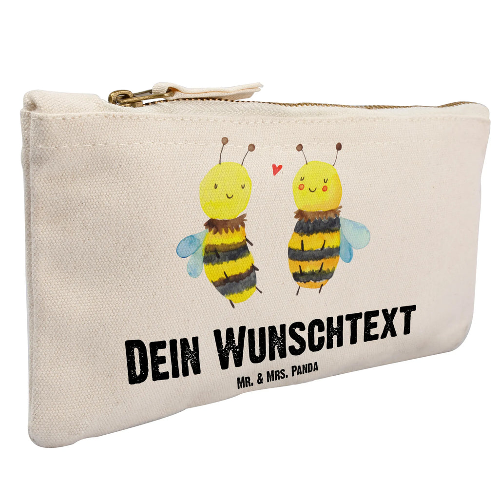 Personalised make-up bag bee In love Schminktasche Geschenk Personalisiert, Schminktasche Nachhaltig Mit Wunschtext, Schminktasche Groß Mit Wunschtext, Schminktasche Stoff Mit Namen, Personalisierte Schminktasche, Schminktasche Für Unterwegs Mit Personalisierung, Schminktasche Tiermotiv Mit Namen, Schminktasche Für Mädchen Mit Wunschtext, Schminktasche Zum Aufhängen Mit Name, Schminktasche Leder Mit Gravur, Schminktasche Mit Reißverschluss Und Namen, Schminkbeutel Mit Gravur, Schminktasche Mit Namen, Kosmetiktasche Personalisiert, Schminktasche Für Unterwegs Mit Wunschtext, Schminktasche Reise Mit Namen, Schminktasche Für Teenager Mit Namen, Schminktasche Blumen Mit Initialen, Kosmetiktasche Damen Mit Namen, Kosmetiktasche Zum Mitnehmen Mit Namen, Schminktäschchen Mit Initialen, Kosmetiktasche Für Handtasche Personalisiert, Make-Up Tasche Mit Name, Stifteaufbewahrung Personalisiert, Reise-Kosmetiktasche Mit Name, Kosmetiktasche Organizer Mit Wunschtext, Kulturbeutel Damen Personalisiert, Schminktasche Mit Fächern Personalisiert, Schminktasche Mit Muster Und Namen, Schminktasche Klein Personalisiert, Aufbewahrung Für Schminke Mit Namen, Schminktasche Mit Wunschtext, Stiftetasche mit Wunschtext, Biene, Wespe, Hummel