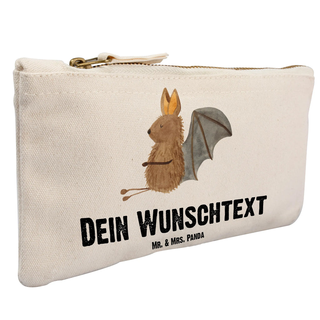 Personalisierte Schminktasche Fledermaus Sitzen Schminktasche Für Teenager Mit Namen, Schminktasche Groß Mit Wunschtext, Schminktasche Geschenk Personalisiert, Schminktasche Mit Reißverschluss Und Namen, Schminktäschchen Mit Initialen, Make-Up Tasche Mit Name, Schminktasche Leder Mit Gravur, Schminktasche Mit Namen, Kosmetiktasche Damen Mit Namen, Schminktasche Zum Aufhängen Mit Name, Schminktasche Nachhaltig Mit Wunschtext, Schminkbeutel Mit Gravur, Schminktasche Klein Personalisiert, Schminktasche Mit Fächern Personalisiert, Schminktasche Für Mädchen Mit Wunschtext, Reise-Kosmetiktasche Mit Name, Stiftetasche mit Wunschtext, Schminktasche Mit Muster Und Namen, Schminktasche Reise Mit Namen, Schminktasche Mit Wunschtext, Kosmetiktasche Organizer Mit Wunschtext, Aufbewahrung Für Schminke Mit Namen, Schminktasche Tiermotiv Mit Namen, Stifteaufbewahrung Personalisiert, Schminktasche Für Unterwegs Mit Wunschtext, Kosmetiktasche Für Handtasche Personalisiert, Schminktasche Stoff Mit Namen, Kosmetiktasche Zum Mitnehmen Mit Namen, Kosmetiktasche Personalisiert, Schminktasche Blumen Mit Initialen, Personalisierte Schminktasche, Schminktasche Für Unterwegs Mit Personalisierung, Kulturbeutel Damen Personalisiert, Tiermotive, Gute Laune, lustige Sprüche, Tiere, Fledermäuse, entspannen, Motivation, Fledermaus
