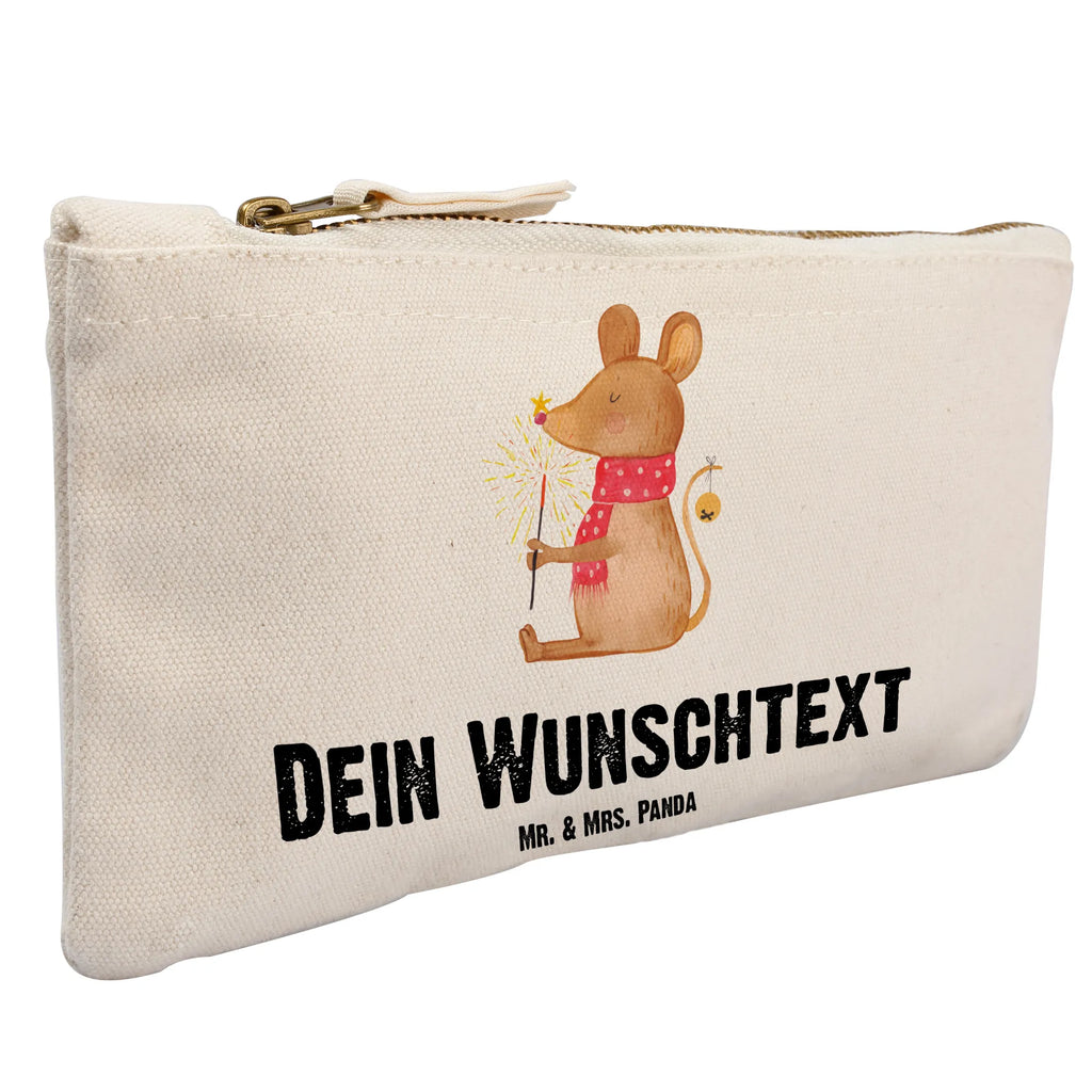 Personalised make-up bag Mouse Christmas Schminktasche Für Unterwegs Mit Personalisierung, Reise-Kosmetiktasche Mit Name, Kosmetiktasche Für Handtasche Personalisiert, Schminktasche Blumen Mit Initialen, Schminktasche Zum Aufhängen Mit Name, Schminktäschchen Mit Initialen, Schminktasche Geschenk Personalisiert, Schminkbeutel Mit Gravur, Schminktasche Für Unterwegs Mit Wunschtext, Kosmetiktasche Personalisiert, Schminktasche Stoff Mit Namen, Schminktasche Für Teenager Mit Namen, Kosmetiktasche Damen Mit Namen, Schminktasche Mit Reißverschluss Und Namen, Schminktasche Reise Mit Namen, Make-Up Tasche Mit Name, Aufbewahrung Für Schminke Mit Namen, Schminktasche Mit Wunschtext, Schminktasche Nachhaltig Mit Wunschtext, Personalisierte Schminktasche, Schminktasche Groß Mit Wunschtext, Schminktasche Mit Muster Und Namen, Stiftetasche mit Wunschtext, Schminktasche Tiermotiv Mit Namen, Kulturbeutel Damen Personalisiert, Schminktasche Für Mädchen Mit Wunschtext, Kosmetiktasche Zum Mitnehmen Mit Namen, Schminktasche Leder Mit Gravur, Schminktasche Mit Fächern Personalisiert, Schminktasche Klein Personalisiert, Schminktasche Mit Namen, Kosmetiktasche Organizer Mit Wunschtext, Stifteaufbewahrung Personalisiert, Weihnachten, Winter, Weihnachtsdeko, Nikolaus, Advent, Heiligabend, Wintermotiv, Maus, Weihnachtsmotiv, Weihnachtsgruß, Mäuschen, Weihnachtswunder, Frohe Weihnachten