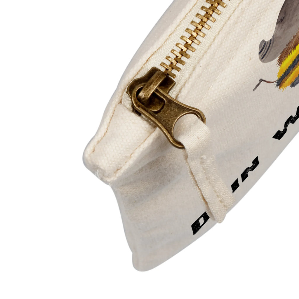 Personalised make-up bag bumblebee fluffy Schminktasche Für Unterwegs Mit Personalisierung, Schminkbeutel Mit Gravur, Schminktasche Klein Personalisiert, Schminktasche Mit Wunschtext, Schminktäschchen Mit Initialen, Schminktasche Reise Mit Namen, Schminktasche Mit Namen, Reise-Kosmetiktasche Mit Name, Schminktasche Mit Reißverschluss Und Namen, Kulturbeutel Damen Personalisiert, Schminktasche Stoff Mit Namen, Schminktasche Für Mädchen Mit Wunschtext, Personalisierte Schminktasche, Schminktasche Mit Fächern Personalisiert, Schminktasche Leder Mit Gravur, Schminktasche Zum Aufhängen Mit Name, Stifteaufbewahrung Personalisiert, Make-Up Tasche Mit Name, Kosmetiktasche Für Handtasche Personalisiert, Schminktasche Nachhaltig Mit Wunschtext, Kosmetiktasche Organizer Mit Wunschtext, Schminktasche Mit Muster Und Namen, Stiftetasche mit Wunschtext, Schminktasche Blumen Mit Initialen, Schminktasche Geschenk Personalisiert, Kosmetiktasche Zum Mitnehmen Mit Namen, Schminktasche Tiermotiv Mit Namen, Schminktasche Für Teenager Mit Namen, Kosmetiktasche Personalisiert, Aufbewahrung Für Schminke Mit Namen, Schminktasche Groß Mit Wunschtext, Kosmetiktasche Damen Mit Namen, Schminktasche Für Unterwegs Mit Wunschtext, Lustige Sprüche, Tiere, Tiermotive, Gute Laune, Blume, Hummel, Biene, Flauschig, Natur