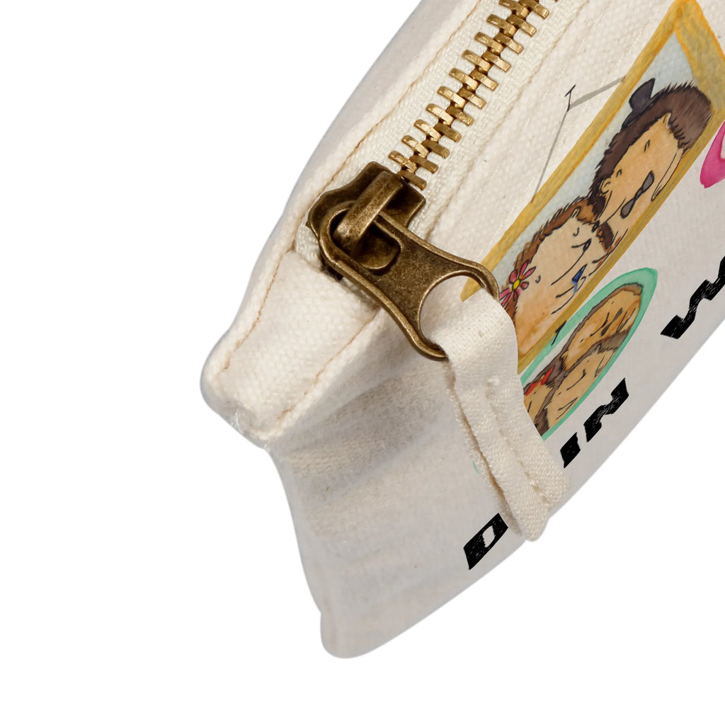 Personalised make-up bag Hedgehog family Personalisierte Schminktasche, Schminkbeutel Mit Gravur, Schminktäschchen Mit Initialen, Make-Up Tasche Mit Name, Schminktasche Mit Fächern Personalisiert, Kosmetiktasche Organizer Mit Wunschtext, Kosmetiktasche Damen Mit Namen, Schminktasche Blumen Mit Initialen, Kosmetiktasche Für Handtasche Personalisiert, Schminktasche Mit Namen, Kosmetiktasche Zum Mitnehmen Mit Namen, Schminktasche Mit Muster Und Namen, Schminktasche Geschenk Personalisiert, Schminktasche Mit Reißverschluss Und Namen, Schminktasche Für Teenager Mit Namen, Schminktasche Zum Aufhängen Mit Name, Stiftetasche mit Wunschtext, Schminktasche Reise Mit Namen, Stifteaufbewahrung Personalisiert, Schminktasche Klein Personalisiert, Reise-Kosmetiktasche Mit Name, Schminktasche Stoff Mit Namen, Schminktasche Für Mädchen Mit Wunschtext, Aufbewahrung Für Schminke Mit Namen, Kosmetiktasche Personalisiert, Kulturbeutel Damen Personalisiert, Schminktasche Leder Mit Gravur, Schminktasche Nachhaltig Mit Wunschtext, Schminktasche Tiermotiv Mit Namen, Schminktasche Für Unterwegs Mit Wunschtext, Schminktasche Groß Mit Wunschtext, Schminktasche Mit Wunschtext, Schminktasche Für Unterwegs Mit Personalisierung, Muttertag, Vatertag, Mama, Papa, Oma, Opa, Familie, Schwester, Bruder, Liebe, Igel, Zusammenhalt, Glück, Bilder