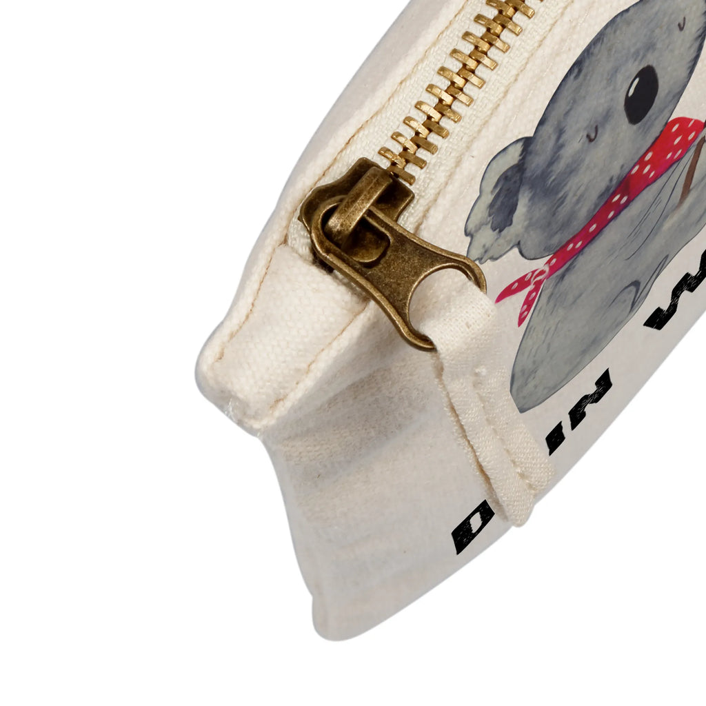 Personalised make-up bag Koala bear Artist Kosmetiktasche Organizer Mit Wunschtext, Kosmetiktasche Personalisiert, Schminktasche Mit Reißverschluss Und Namen, Schminktasche Klein Personalisiert, Stiftetasche mit Wunschtext, Make-Up Tasche Mit Name, Kosmetiktasche Zum Mitnehmen Mit Namen, Kosmetiktasche Damen Mit Namen, Schminktasche Zum Aufhängen Mit Name, Schminktasche Tiermotiv Mit Namen, Schminktasche Für Mädchen Mit Wunschtext, Schminktasche Leder Mit Gravur, Schminktäschchen Mit Initialen, Schminktasche Für Unterwegs Mit Personalisierung, Schminktasche Mit Muster Und Namen, Reise-Kosmetiktasche Mit Name, Schminktasche Mit Fächern Personalisiert, Schminktasche Geschenk Personalisiert, Schminktasche Reise Mit Namen, Stifteaufbewahrung Personalisiert, Schminktasche Stoff Mit Namen, Personalisierte Schminktasche, Schminktasche Nachhaltig Mit Wunschtext, Schminktasche Für Unterwegs Mit Wunschtext, Kosmetiktasche Für Handtasche Personalisiert, Schminktasche Blumen Mit Initialen, Schminktasche Mit Namen, Schminktasche Mit Wunschtext, Schminkbeutel Mit Gravur, Schminktasche Für Teenager Mit Namen, Kulturbeutel Damen Personalisiert, Schminktasche Groß Mit Wunschtext, Aufbewahrung Für Schminke Mit Namen, Koala, Koalabär, Gefühle, Liebensbeweis, Liebesgeschenk, Zeichnen, Künstler, Liebe