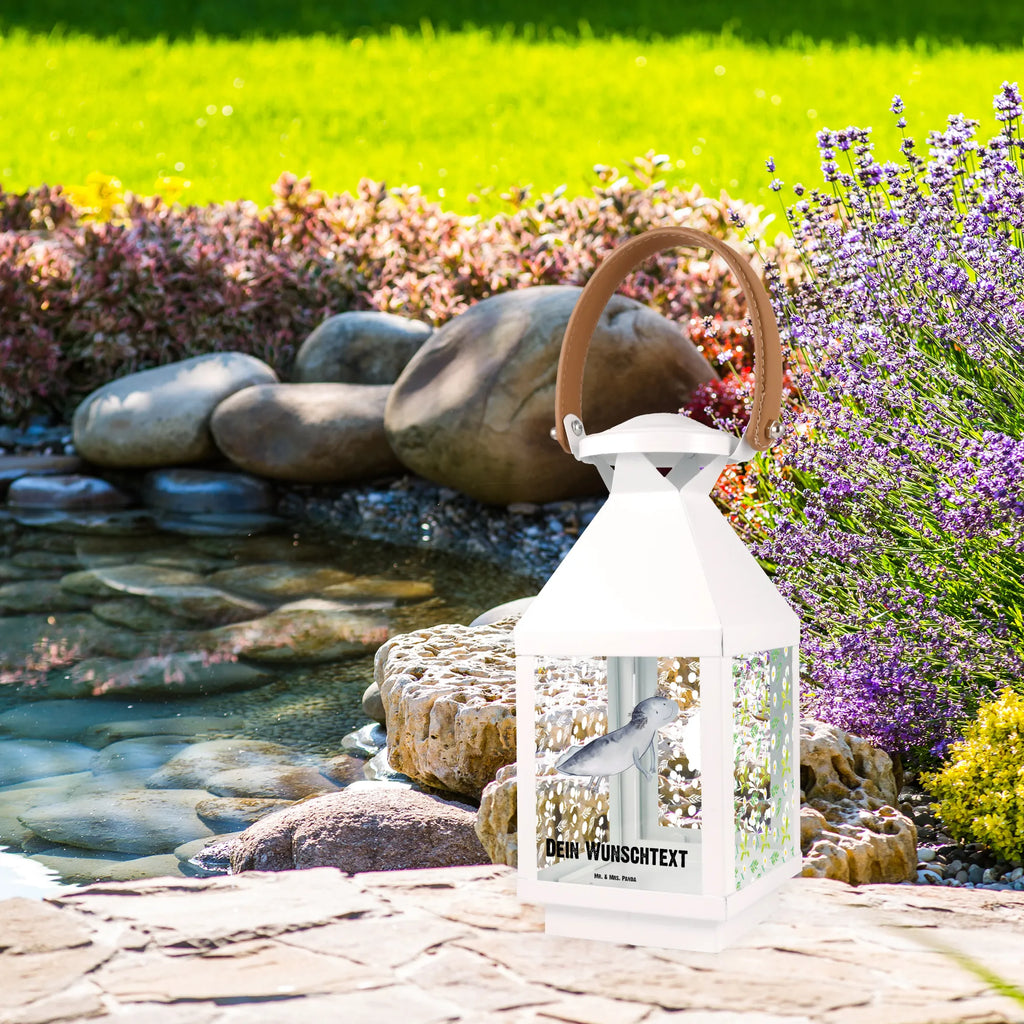 Personalisierte Deko Laterne Axolotl schwimmt Outdoor-Laterne Mit Wunschname, Laternenwindlicht Mit Namen, Laterne Mit Sternenmuster Und Namen, Minimalistische Laterne Mit Namen, Metall Laterne, Orientalische Laterne Mit Namensdruck, Windlicht, Leuchten, Kerzenlaterne Mit Namensdruck, Hängeleuchte, Beleuchtete Laterne Mit Namen, Klassische Laterne Mit Namensgravur, Terrasse-Laterne Mit Wunschnamen, Laterne Mit Blumenmotiv Und Wunschname, Motivlaterne Mit Namensgravur, Kleine Laterne Mit Namensdruck, Romantische Laterne Mit Wunschname, Personalisierte Deko Laterne, Lichterkettenlaterne Mit Namen, Deko Laterne Mit Namen, XXL-Laterne Mit Wunschname, Pastellfarbene Laterne Mit Namensdruck, Innenraum-Laterne Mit Namen, Dekolaterne Mit Wunschname, Gartenlaterne Personalisiert, Laterne Deko Mit Namen, Hängelaterne Mit Namensgravur, Rustikale Laterne Mit Namensgravur, Weiße Laterne Mit Wunschname, Landhausstil-Laterne Mit Namen, Metalllaterne Mit Namen, Glaslaterne Mit Wunschname, Holzlaterne Mit Namensdruck, Spiegelglas-Laterne Mit Namensdruck, Wetterfeste Laterne Mit Wunschname, Stellbare Laterne Mit Namen, Windlichtlaterne Mit Namensgravur, Moderne Laterne Mit Namen, Hängelaterne Deko Mit Namen, LED-Laterne Mit Namensgravur, Deko Laterne, Shabby-Chic-Laterne Mit Wunschname, Teelichthalter Laterne Mit Wunschname, Lichterlaterne Mit Wunschname, Laterne Mit Griff Und Wunschname, Laternen-Set Personalisiert, Skandinavische Laterne Mit Namen, Vintage-Laterne Personalisiert, Maritim-Laterne Mit Wunschname, Tischlaterne Mit Wunschname, Axolotl, Molch, Axolot, Probleme, Motivation, Schwanzlurch, Problem, Lurch, Lösungen, Lurche