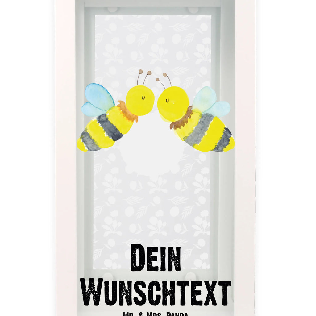 Personalisierte Deko Laterne Biene Liebe Lichterkettenlaterne Mit Namen, Minimalistische Laterne Mit Namen, Tischlaterne Mit Wunschname, Motivlaterne Mit Namensgravur, Glaslaterne Mit Wunschname, Lichterlaterne Mit Wunschname, Teelichthalter Laterne Mit Wunschname, Kerzenlaterne Mit Namensdruck, Innenraum-Laterne Mit Namen, Terrasse-Laterne Mit Wunschnamen, Hängelaterne Mit Namensgravur, Laterne Mit Blumenmotiv Und Wunschname, Hängelaterne Deko Mit Namen, Metalllaterne Mit Namen, Shabby-Chic-Laterne Mit Wunschname, Weiße Laterne Mit Wunschname, Klassische Laterne Mit Namensgravur, LED-Laterne Mit Namensgravur, Rustikale Laterne Mit Namensgravur, XXL-Laterne Mit Wunschname, Personalisierte Deko Laterne, Kleine Laterne Mit Namensdruck, Pastellfarbene Laterne Mit Namensdruck, Windlichtlaterne Mit Namensgravur, Laterne Mit Griff Und Wunschname, Skandinavische Laterne Mit Namen, Vintage-Laterne Personalisiert, Wetterfeste Laterne Mit Wunschname, Deko Laterne Mit Namen, Maritim-Laterne Mit Wunschname, Laternen-Set Personalisiert, Beleuchtete Laterne Mit Namen, Gartenlaterne Personalisiert, Moderne Laterne Mit Namen, Laterne Mit Sternenmuster Und Namen, Stellbare Laterne Mit Namen, Landhausstil-Laterne Mit Namen, Outdoor-Laterne Mit Wunschname, Romantische Laterne Mit Wunschname, Dekolaterne Mit Wunschname, Laternenwindlicht Mit Namen, Holzlaterne Mit Namensdruck, Orientalische Laterne Mit Namensdruck, Laterne Deko Mit Namen, Spiegelglas-Laterne Mit Namensdruck, Biene, Wespe, Hummel