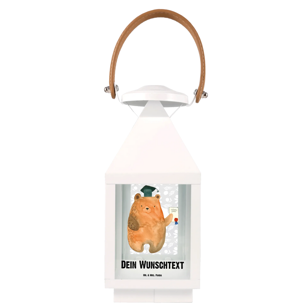 Personalisierte Deko Laterne Prüfungsbär Lichterlaterne Mit Wunschname, Laterne Deko Mit Namen, Kerzenlaterne Mit Namensdruck, Lichterkettenlaterne Mit Namen, Romantische Laterne Mit Wunschname, Teelichthalter Laterne Mit Wunschname, Hängelaterne Mit Namensgravur, Laternenwindlicht Mit Namen, XXL-Laterne Mit Wunschname, Beleuchtete Laterne Mit Namen, Windlichtlaterne Mit Namensgravur, Shabby-Chic-Laterne Mit Wunschname, Tischlaterne Mit Wunschname, Maritim-Laterne Mit Wunschname, Spiegelglas-Laterne Mit Namensdruck, Skandinavische Laterne Mit Namen, Terrasse-Laterne Mit Wunschnamen, Holzlaterne Mit Namensdruck, Weiße Laterne Mit Wunschname, Stellbare Laterne Mit Namen, Laternen-Set Personalisiert, Glaslaterne Mit Wunschname, Wetterfeste Laterne Mit Wunschname, Laterne Mit Sternenmuster Und Namen, Deko Laterne Mit Namen, Orientalische Laterne Mit Namensdruck, Minimalistische Laterne Mit Namen, LED-Laterne Mit Namensgravur, Outdoor-Laterne Mit Wunschname, Laterne Mit Griff Und Wunschname, Laterne Mit Blumenmotiv Und Wunschname, Personalisierte Deko Laterne, Vintage-Laterne Personalisiert, Metalllaterne Mit Namen, Motivlaterne Mit Namensgravur, Klassische Laterne Mit Namensgravur, Dekolaterne Mit Wunschname, Hängelaterne Deko Mit Namen, Rustikale Laterne Mit Namensgravur, Moderne Laterne Mit Namen, Gartenlaterne Personalisiert, Pastellfarbene Laterne Mit Namensdruck, Landhausstil-Laterne Mit Namen, Kleine Laterne Mit Namensdruck, Innenraum-Laterne Mit Namen, Bär, Teddy, Teddybär, Abschlusszeugnis, Zeugnis, Abitur, Prüfung bestanden, Abschluss, Prüfungen