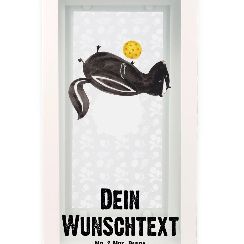 Personalisierte Deko Laterne Stinktier Ball Teelichthalter Laterne Mit Wunschname, Stellbare Laterne Mit Namen, Minimalistische Laterne Mit Namen, Landhausstil-Laterne Mit Namen, Glaslaterne Mit Wunschname, Hängelaterne Mit Namensgravur, Shabby-Chic-Laterne Mit Wunschname, Deko Laterne Mit Namen, Laternen-Set Personalisiert, Laterne Mit Blumenmotiv Und Wunschname, Terrasse-Laterne Mit Wunschnamen, Orientalische Laterne Mit Namensdruck, Innenraum-Laterne Mit Namen, Maritim-Laterne Mit Wunschname, Laterne Mit Sternenmuster Und Namen, Wetterfeste Laterne Mit Wunschname, Moderne Laterne Mit Namen, Kleine Laterne Mit Namensdruck, Spiegelglas-Laterne Mit Namensdruck, Romantische Laterne Mit Wunschname, Lichterlaterne Mit Wunschname, XXL-Laterne Mit Wunschname, Beleuchtete Laterne Mit Namen, Holzlaterne Mit Namensdruck, Laterne Mit Griff Und Wunschname, Kerzenlaterne Mit Namensdruck, Skandinavische Laterne Mit Namen, Klassische Laterne Mit Namensgravur, Gartenlaterne Personalisiert, Outdoor-Laterne Mit Wunschname, Laterne Deko Mit Namen, Motivlaterne Mit Namensgravur, Dekolaterne Mit Wunschname, Laternenwindlicht Mit Namen, Weiße Laterne Mit Wunschname, Rustikale Laterne Mit Namensgravur, Personalisierte Deko Laterne, LED-Laterne Mit Namensgravur, Hängelaterne Deko Mit Namen, Vintage-Laterne Personalisiert, Windlichtlaterne Mit Namensgravur, Metalllaterne Mit Namen, Tischlaterne Mit Wunschname, Pastellfarbene Laterne Mit Namensdruck, Lichterkettenlaterne Mit Namen, Stinktier, Skunk, Raubtier, Stinki, Stinker, Weisheit, Wildtier, verspielt