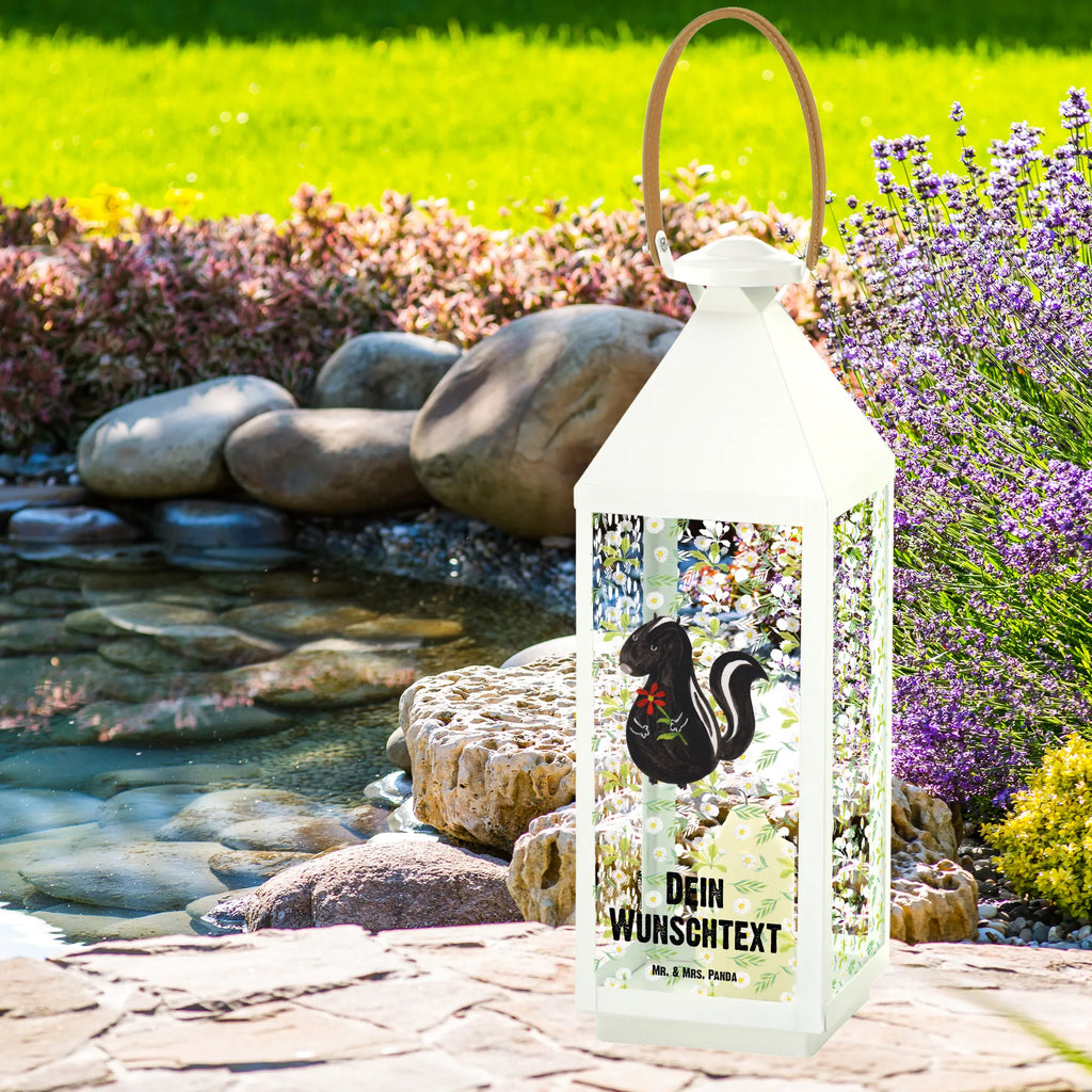 Personalisierte Deko Laterne Stinktier Blume Tischlaterne Mit Wunschname, Metalllaterne Mit Namen, XXL-Laterne Mit Wunschname, Vintage-Laterne Personalisiert, Gartenlaterne Personalisiert, Maritim-Laterne Mit Wunschname, Personalisierte Deko Laterne, Kleine Laterne Mit Namensdruck, Weiße Laterne Mit Wunschname, Klassische Laterne Mit Namensgravur, Moderne Laterne Mit Namen, Outdoor-Laterne Mit Wunschname, Stellbare Laterne Mit Namen, Windlichtlaterne Mit Namensgravur, Wetterfeste Laterne Mit Wunschname, Shabby-Chic-Laterne Mit Wunschname, Rustikale Laterne Mit Namensgravur, Hängelaterne Deko Mit Namen, Minimalistische Laterne Mit Namen, Innenraum-Laterne Mit Namen, Landhausstil-Laterne Mit Namen, Laterne Mit Griff Und Wunschname, Hängelaterne Mit Namensgravur, Orientalische Laterne Mit Namensdruck, Teelichthalter Laterne Mit Wunschname, Terrasse-Laterne Mit Wunschnamen, Dekolaterne Mit Wunschname, Laternenwindlicht Mit Namen, Laterne Mit Blumenmotiv Und Wunschname, Laternen-Set Personalisiert, Kerzenlaterne Mit Namensdruck, Deko Laterne Mit Namen, Laterne Mit Sternenmuster Und Namen, Beleuchtete Laterne Mit Namen, Lichterlaterne Mit Wunschname, Spiegelglas-Laterne Mit Namensdruck, Pastellfarbene Laterne Mit Namensdruck, Lichterkettenlaterne Mit Namen, Skandinavische Laterne Mit Namen, Laterne Deko Mit Namen, Glaslaterne Mit Wunschname, Motivlaterne Mit Namensgravur, Holzlaterne Mit Namensdruck, Romantische Laterne Mit Wunschname, LED-Laterne Mit Namensgravur, Stinktier, Skunk, Stinker, verträumt, Dreams, Wildtier, Tagträumer, Träume, Stinki, Raubtier