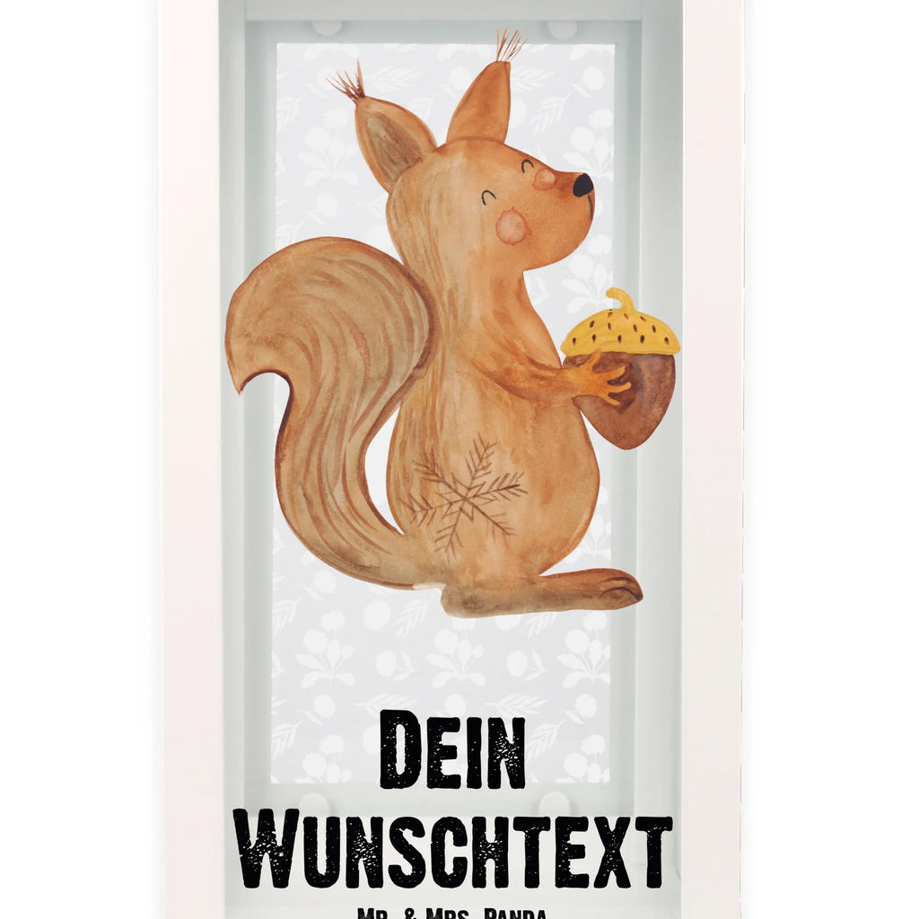 Personalisierte Deko Laterne Eichhörnchen Weihnachten Laterne Mit Blumenmotiv Und Wunschname, Kleine Laterne Mit Namensdruck, Terrasse-Laterne Mit Wunschnamen, Windlichtlaterne Mit Namensgravur, Glaslaterne Mit Wunschname, Weiße Laterne Mit Wunschname, Motivlaterne Mit Namensgravur, Moderne Laterne Mit Namen, Romantische Laterne Mit Wunschname, Landhausstil-Laterne Mit Namen, Outdoor-Laterne Mit Wunschname, Innenraum-Laterne Mit Namen, Maritim-Laterne Mit Wunschname, Spiegelglas-Laterne Mit Namensdruck, Wetterfeste Laterne Mit Wunschname, Laterne Mit Griff Und Wunschname, Teelichthalter Laterne Mit Wunschname, Hängelaterne Mit Namensgravur, Stellbare Laterne Mit Namen, Beleuchtete Laterne Mit Namen, Holzlaterne Mit Namensdruck, Kerzenlaterne Mit Namensdruck, Tischlaterne Mit Wunschname, Lichterlaterne Mit Wunschname, Lichterkettenlaterne Mit Namen, Metalllaterne Mit Namen, Laterne Deko Mit Namen, Dekolaterne Mit Wunschname, Orientalische Laterne Mit Namensdruck, Deko Laterne Mit Namen, Gartenlaterne Personalisiert, Vintage-Laterne Personalisiert, Laternenwindlicht Mit Namen, Minimalistische Laterne Mit Namen, Hängelaterne Deko Mit Namen, XXL-Laterne Mit Wunschname, Pastellfarbene Laterne Mit Namensdruck, LED-Laterne Mit Namensgravur, Personalisierte Deko Laterne, Klassische Laterne Mit Namensgravur, Laternen-Set Personalisiert, Skandinavische Laterne Mit Namen, Shabby-Chic-Laterne Mit Wunschname, Rustikale Laterne Mit Namensgravur, Laterne Mit Sternenmuster Und Namen, Winter, Weihnachten, Weihnachtsdeko, Nikolaus, Advent, Heiligabend, Wintermotiv, Frohes neues Jahr, Frohe Weihnachten, Guten Rutsch, Weihnachtsmotiv, Weihnachtsgruß, Neujahr, Vogel