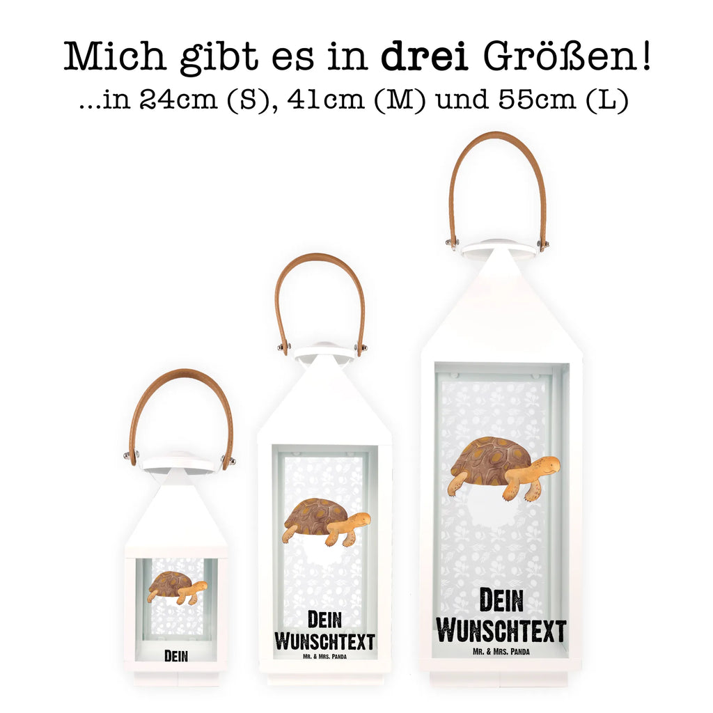 Personalisierte Deko Laterne Schildkröte marschiert Outdoor-Laterne Mit Wunschname, Moderne Laterne Mit Namen, Innenraum-Laterne Mit Namen, XXL-Laterne Mit Wunschname, Wetterfeste Laterne Mit Wunschname, Windlichtlaterne Mit Namensgravur, Maritim-Laterne Mit Wunschname, Laterne Deko Mit Namen, Spiegelglas-Laterne Mit Namensdruck, Romantische Laterne Mit Wunschname, Laterne Mit Sternenmuster Und Namen, Stellbare Laterne Mit Namen, Pastellfarbene Laterne Mit Namensdruck, Holzlaterne Mit Namensdruck, Kerzenlaterne Mit Namensdruck, Glaslaterne Mit Wunschname, Rustikale Laterne Mit Namensgravur, Skandinavische Laterne Mit Namen, Kleine Laterne Mit Namensdruck, Personalisierte Deko Laterne, Laternenwindlicht Mit Namen, Minimalistische Laterne Mit Namen, Dekolaterne Mit Wunschname, Shabby-Chic-Laterne Mit Wunschname, Deko Laterne Mit Namen, Gartenlaterne Personalisiert, Metalllaterne Mit Namen, Terrasse-Laterne Mit Wunschnamen, Lichterlaterne Mit Wunschname, Hängelaterne Deko Mit Namen, Orientalische Laterne Mit Namensdruck, Motivlaterne Mit Namensgravur, Teelichthalter Laterne Mit Wunschname, Vintage-Laterne Personalisiert, LED-Laterne Mit Namensgravur, Tischlaterne Mit Wunschname, Weiße Laterne Mit Wunschname, Laterne Mit Griff Und Wunschname, Klassische Laterne Mit Namensgravur, Lichterkettenlaterne Mit Namen, Landhausstil-Laterne Mit Namen, Hängelaterne Mit Namensgravur, Beleuchtete Laterne Mit Namen, Laterne Mit Blumenmotiv Und Wunschname, Laternen-Set Personalisiert, Meerestiere, Meer, Urlaub, Schildkröte, Schildkröten, Reiselust, Abenteuer, get lost, Inspiration, Lieblingsmensch, Motivation, Neustart