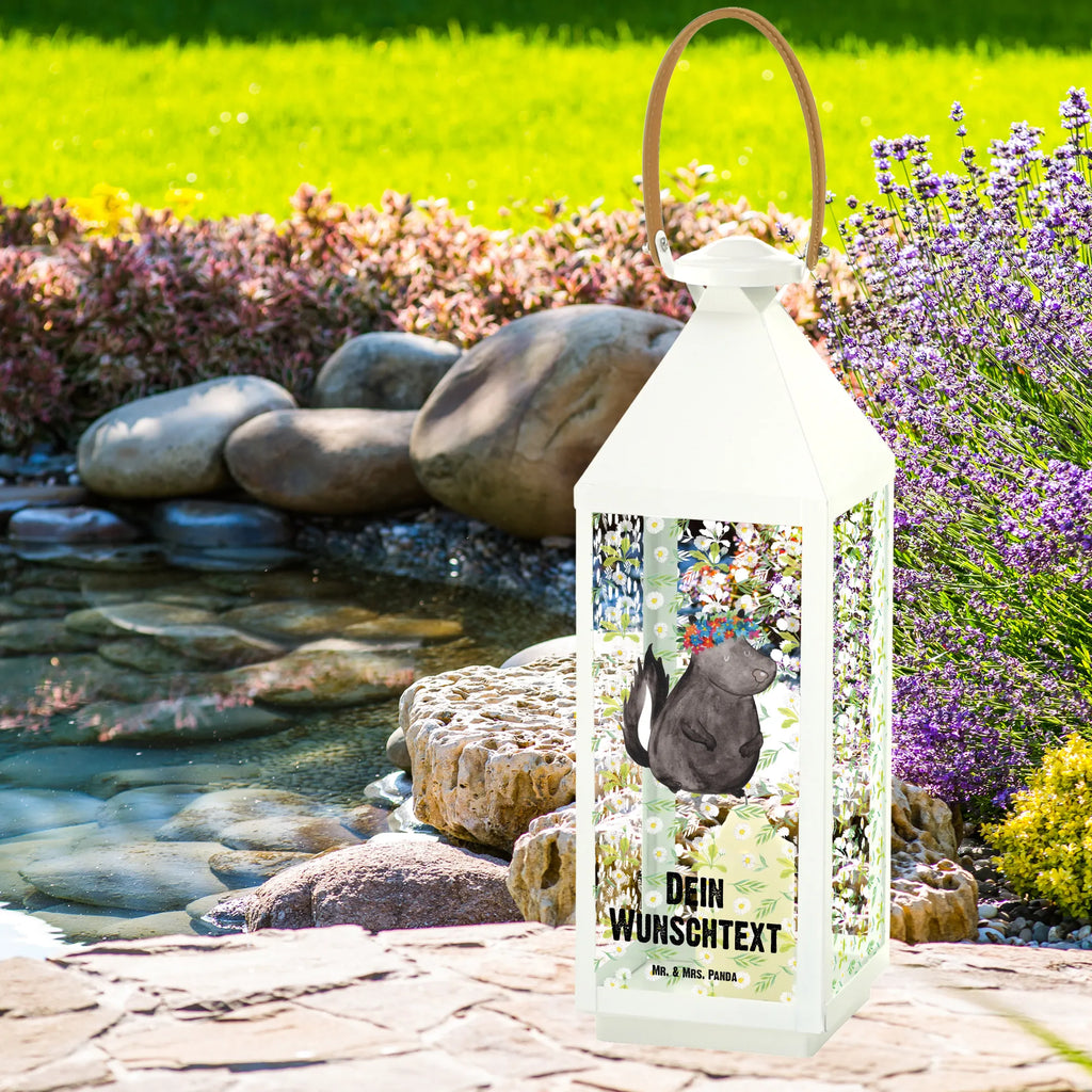 Personalisierte Deko Laterne Stinktier Blumenmaedchen Personalisierte Deko Laterne, Orientalische Laterne Mit Namensdruck, Laternen-Set Personalisiert, Laternenwindlicht Mit Namen, Romantische Laterne Mit Wunschname, LED-Laterne Mit Namensgravur, Laterne Mit Sternenmuster Und Namen, XXL-Laterne Mit Wunschname, Landhausstil-Laterne Mit Namen, Maritim-Laterne Mit Wunschname, Teelichthalter Laterne Mit Wunschname, Motivlaterne Mit Namensgravur, Klassische Laterne Mit Namensgravur, Stellbare Laterne Mit Namen, Glaslaterne Mit Wunschname, Shabby-Chic-Laterne Mit Wunschname, Laterne Mit Griff Und Wunschname, Wetterfeste Laterne Mit Wunschname, Outdoor-Laterne Mit Wunschname, Kerzenlaterne Mit Namensdruck, Hängeleuchte, Tischlaterne Mit Wunschname, Dekolaterne Mit Wunschname, Lichterlaterne Mit Wunschname, Windlichtlaterne Mit Namensgravur, Beleuchtete Laterne Mit Namen, Gartenlaterne Personalisiert, Laterne Mit Blumenmotiv Und Wunschname, Deko Laterne, Kleine Laterne Mit Namensdruck, Lichterkettenlaterne Mit Namen, Weiße Laterne Mit Wunschname, Skandinavische Laterne Mit Namen, Deko Laterne Mit Namen, Rustikale Laterne Mit Namensgravur, Minimalistische Laterne Mit Namen, Metalllaterne Mit Namen, Terrasse-Laterne Mit Wunschnamen, Moderne Laterne Mit Namen, Metall Laterne, Pastellfarbene Laterne Mit Namensdruck, Windlicht, Laterne Deko Mit Namen, Innenraum-Laterne Mit Namen, Vintage-Laterne Personalisiert, Leuchten, Hängelaterne Deko Mit Namen, Holzlaterne Mit Namensdruck, Hängelaterne Mit Namensgravur, Spiegelglas-Laterne Mit Namensdruck, Stinktier, Skunk, Stinker, Yoga, Wildtier, Raubtier, Namaste, Stinki