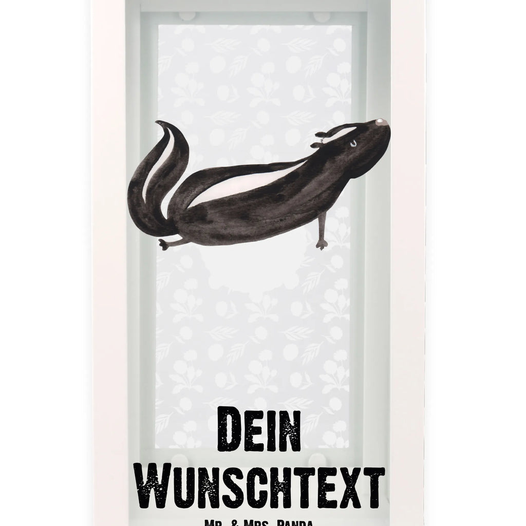 Personalisierte Deko Laterne Stinktier Yoga Landhausstil-Laterne Mit Namen, Personalisierte Deko Laterne, Laterne Mit Griff Und Wunschname, XXL-Laterne Mit Wunschname, Maritim-Laterne Mit Wunschname, Hängeleuchte, Metall Laterne, Glaslaterne Mit Wunschname, Deko Laterne Mit Namen, Skandinavische Laterne Mit Namen, Beleuchtete Laterne Mit Namen, Vintage-Laterne Personalisiert, Laternenwindlicht Mit Namen, Laterne Mit Sternenmuster Und Namen, Deko Laterne, Kleine Laterne Mit Namensdruck, Terrasse-Laterne Mit Wunschnamen, Klassische Laterne Mit Namensgravur, Shabby-Chic-Laterne Mit Wunschname, Lichterlaterne Mit Wunschname, Hängelaterne Deko Mit Namen, Tischlaterne Mit Wunschname, Holzlaterne Mit Namensdruck, Motivlaterne Mit Namensgravur, Outdoor-Laterne Mit Wunschname, Minimalistische Laterne Mit Namen, Laterne Deko Mit Namen, Wetterfeste Laterne Mit Wunschname, Gartenlaterne Personalisiert, Spiegelglas-Laterne Mit Namensdruck, Hängelaterne Mit Namensgravur, Pastellfarbene Laterne Mit Namensdruck, Metalllaterne Mit Namen, LED-Laterne Mit Namensgravur, Laterne Mit Blumenmotiv Und Wunschname, Rustikale Laterne Mit Namensgravur, Orientalische Laterne Mit Namensdruck, Moderne Laterne Mit Namen, Teelichthalter Laterne Mit Wunschname, Stellbare Laterne Mit Namen, Lichterkettenlaterne Mit Namen, Laternen-Set Personalisiert, Dekolaterne Mit Wunschname, Windlichtlaterne Mit Namensgravur, Weiße Laterne Mit Wunschname, Windlicht, Romantische Laterne Mit Wunschname, Innenraum-Laterne Mit Namen, Kerzenlaterne Mit Namensdruck, Leuchten, Stinktier, Skunk, Stinki, Stinker, Lebe, Liebe, Namaste, Yoga, Lache, Raubtier, Wildtier