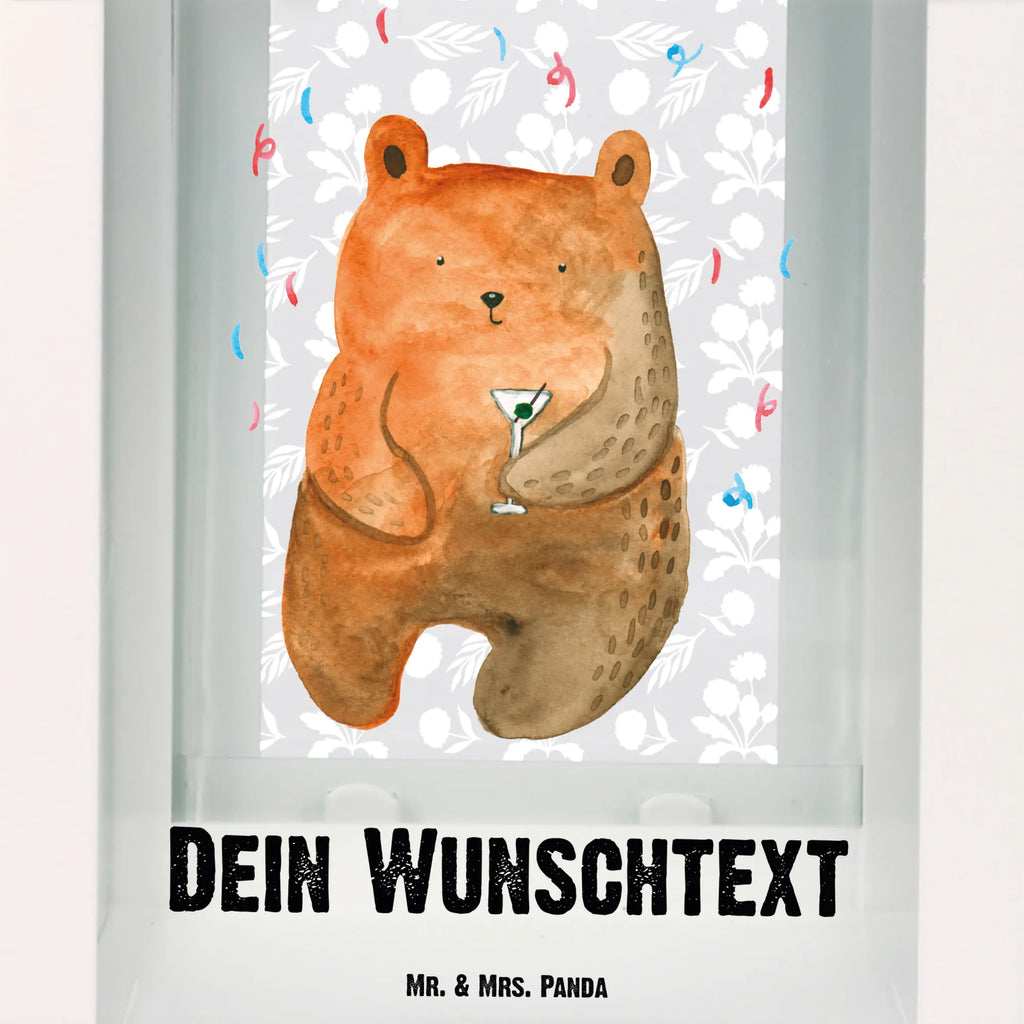 Personalisierte Deko Laterne Bär Party Laternenwindlicht Mit Namen, Spiegelglas-Laterne Mit Namensdruck, Beleuchtete Laterne Mit Namen, Rustikale Laterne Mit Namensgravur, Stellbare Laterne Mit Namen, Laterne Mit Blumenmotiv Und Wunschname, Laterne Deko Mit Namen, Innenraum-Laterne Mit Namen, Laterne Mit Griff Und Wunschname, Hängelaterne Mit Namensgravur, Outdoor-Laterne Mit Wunschname, Kerzenlaterne Mit Namensdruck, Kleine Laterne Mit Namensdruck, Romantische Laterne Mit Wunschname, Gartenlaterne Personalisiert, Landhausstil-Laterne Mit Namen, Metall Laterne, Lichterlaterne Mit Wunschname, Glaslaterne Mit Wunschname, Laternen-Set Personalisiert, Hängeleuchte, Moderne Laterne Mit Namen, Windlichtlaterne Mit Namensgravur, Windlicht, Minimalistische Laterne Mit Namen, Tischlaterne Mit Wunschname, Terrasse-Laterne Mit Wunschnamen, Wetterfeste Laterne Mit Wunschname, Skandinavische Laterne Mit Namen, Dekolaterne Mit Wunschname, Hängelaterne Deko Mit Namen, Laterne Mit Sternenmuster Und Namen, Orientalische Laterne Mit Namensdruck, XXL-Laterne Mit Wunschname, Personalisierte Deko Laterne, Metalllaterne Mit Namen, Shabby-Chic-Laterne Mit Wunschname, Teelichthalter Laterne Mit Wunschname, Klassische Laterne Mit Namensgravur, Deko Laterne, Maritim-Laterne Mit Wunschname, Weiße Laterne Mit Wunschname, Pastellfarbene Laterne Mit Namensdruck, Holzlaterne Mit Namensdruck, Lichterkettenlaterne Mit Namen, Leuchten, LED-Laterne Mit Namensgravur, Deko Laterne Mit Namen, Vintage-Laterne Personalisiert, Motivlaterne Mit Namensgravur, Teddy, Bär, Teddybär, Feiern, Geburtstag, Geschenk, Party, Gute Laune, Mitbringsel, Geburtstagsgeschenk, Lustig, Abfeiern