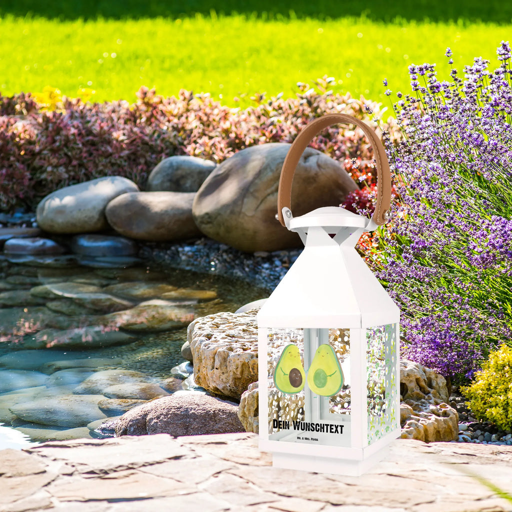 Personalisierte Deko Laterne Avocado Pärchen Motivlaterne Mit Namensgravur, Hängelaterne Deko Mit Namen, Outdoor-Laterne Mit Wunschname, Gartenlaterne Personalisiert, Deko Laterne Mit Namen, Hängeleuchte, Orientalische Laterne Mit Namensdruck, Stellbare Laterne Mit Namen, Leuchten, Shabby-Chic-Laterne Mit Wunschname, Minimalistische Laterne Mit Namen, Metall Laterne, Skandinavische Laterne Mit Namen, Laternenwindlicht Mit Namen, Innenraum-Laterne Mit Namen, Dekolaterne Mit Wunschname, XXL-Laterne Mit Wunschname, LED-Laterne Mit Namensgravur, Spiegelglas-Laterne Mit Namensdruck, Glaslaterne Mit Wunschname, Vintage-Laterne Personalisiert, Holzlaterne Mit Namensdruck, Personalisierte Deko Laterne, Kerzenlaterne Mit Namensdruck, Laternen-Set Personalisiert, Maritim-Laterne Mit Wunschname, Klassische Laterne Mit Namensgravur, Wetterfeste Laterne Mit Wunschname, Beleuchtete Laterne Mit Namen, Moderne Laterne Mit Namen, Laterne Deko Mit Namen, Lichterkettenlaterne Mit Namen, Laterne Mit Griff Und Wunschname, Tischlaterne Mit Wunschname, Landhausstil-Laterne Mit Namen, Lichterlaterne Mit Wunschname, Teelichthalter Laterne Mit Wunschname, Windlichtlaterne Mit Namensgravur, Laterne Mit Blumenmotiv Und Wunschname, Weiße Laterne Mit Wunschname, Metalllaterne Mit Namen, Terrasse-Laterne Mit Wunschnamen, Pastellfarbene Laterne Mit Namensdruck, Deko Laterne, Rustikale Laterne Mit Namensgravur, Romantische Laterne Mit Wunschname, Windlicht, Laterne Mit Sternenmuster Und Namen, Kleine Laterne Mit Namensdruck, Hängelaterne Mit Namensgravur, Avocado, Veggie, Vegan, Gesund, Schwangerschaft, Babyparty, Avocados, Familie, Liebe, Babyshower, Hochzeit, Kinder, Geburt, Avocuddle
