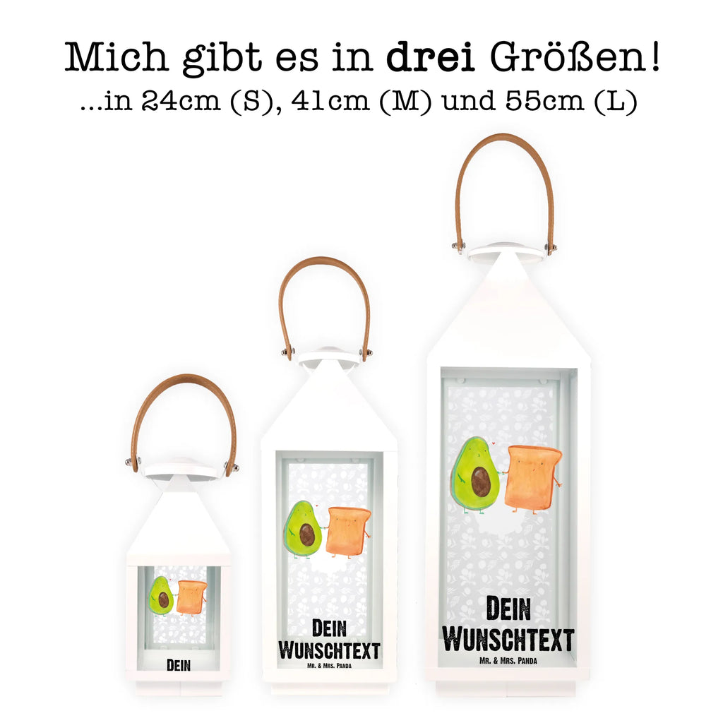 Personalisierte Deko Laterne Avocado + Toast Windlicht, Laterne Mit Griff Und Wunschname, Landhausstil-Laterne Mit Namen, XXL-Laterne Mit Wunschname, Vintage-Laterne Personalisiert, Hängelaterne Mit Namensgravur, Outdoor-Laterne Mit Wunschname, Laternenwindlicht Mit Namen, Laternen-Set Personalisiert, Glaslaterne Mit Wunschname, Windlichtlaterne Mit Namensgravur, Hängelaterne Deko Mit Namen, Teelichthalter Laterne Mit Wunschname, Innenraum-Laterne Mit Namen, Leuchten, Deko Laterne, Laterne Deko Mit Namen, Spiegelglas-Laterne Mit Namensdruck, LED-Laterne Mit Namensgravur, Motivlaterne Mit Namensgravur, Shabby-Chic-Laterne Mit Wunschname, Tischlaterne Mit Wunschname, Terrasse-Laterne Mit Wunschnamen, Laterne Mit Blumenmotiv Und Wunschname, Wetterfeste Laterne Mit Wunschname, Romantische Laterne Mit Wunschname, Maritim-Laterne Mit Wunschname, Dekolaterne Mit Wunschname, Gartenlaterne Personalisiert, Pastellfarbene Laterne Mit Namensdruck, Kleine Laterne Mit Namensdruck, Skandinavische Laterne Mit Namen, Metalllaterne Mit Namen, Moderne Laterne Mit Namen, Stellbare Laterne Mit Namen, Lichterkettenlaterne Mit Namen, Deko Laterne Mit Namen, Beleuchtete Laterne Mit Namen, Laterne Mit Sternenmuster Und Namen, Holzlaterne Mit Namensdruck, Weiße Laterne Mit Wunschname, Kerzenlaterne Mit Namensdruck, Rustikale Laterne Mit Namensgravur, Minimalistische Laterne Mit Namen, Klassische Laterne Mit Namensgravur, Metall Laterne, Lichterlaterne Mit Wunschname, Orientalische Laterne Mit Namensdruck, Hängeleuchte, Personalisierte Deko Laterne, Avocado, Veggie, Vegan, Gesund, Freund, Pärchen, Verlobt, Jahrestag, Toastbrot, Hochzeit, Liebespaar, Hochzeitsgeschenk, Verlobungsparty, Toast, Jahrestagsgeschenk, Freundin