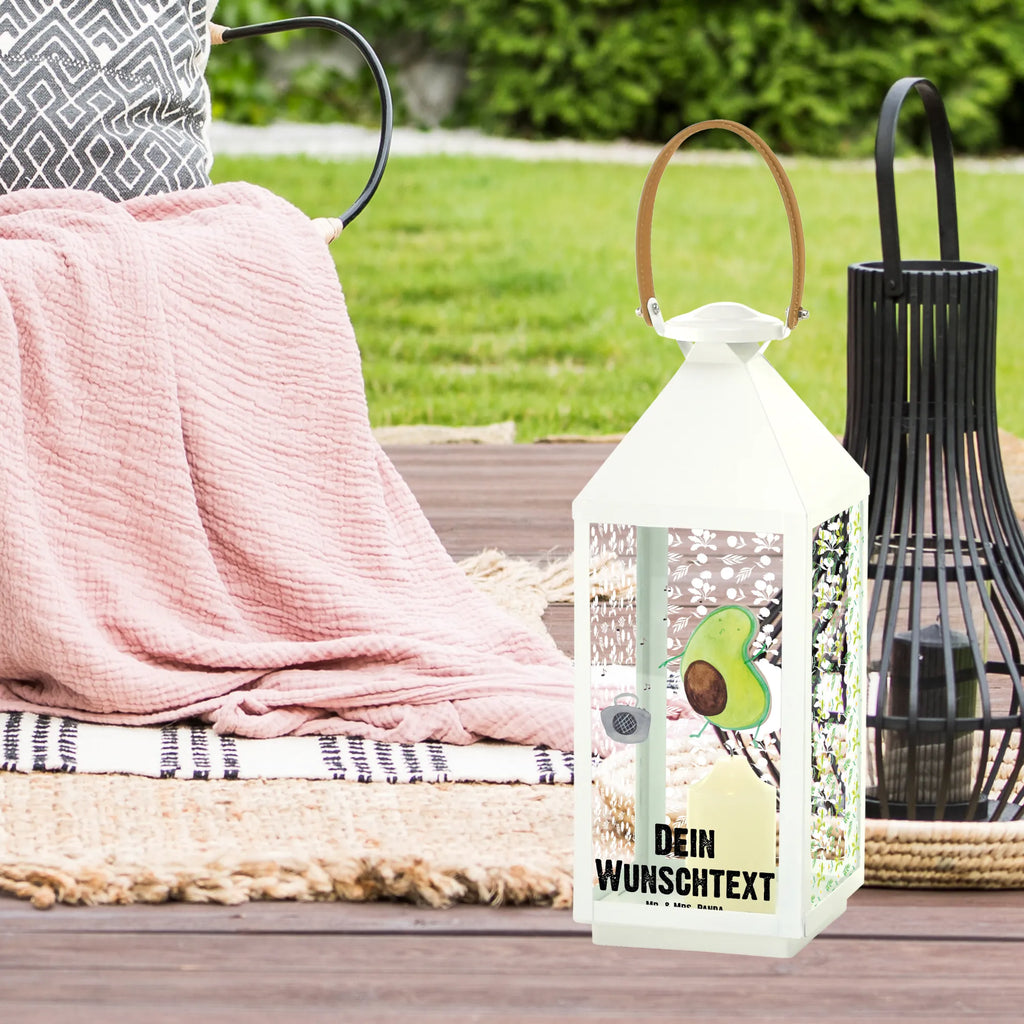 Personalisierte Deko Laterne Avocado tanzt Minimalistische Laterne Mit Namen, Klassische Laterne Mit Namensgravur, Innenraum-Laterne Mit Namen, Hängelaterne Deko Mit Namen, Beleuchtete Laterne Mit Namen, Glaslaterne Mit Wunschname, Romantische Laterne Mit Wunschname, Laternen-Set Personalisiert, Skandinavische Laterne Mit Namen, XXL-Laterne Mit Wunschname, Vintage-Laterne Personalisiert, Pastellfarbene Laterne Mit Namensdruck, Hängelaterne Mit Namensgravur, Landhausstil-Laterne Mit Namen, Lichterkettenlaterne Mit Namen, Laterne Mit Blumenmotiv Und Wunschname, Metall Laterne, Kleine Laterne Mit Namensdruck, Laterne Mit Sternenmuster Und Namen, Kerzenlaterne Mit Namensdruck, Windlichtlaterne Mit Namensgravur, Laterne Deko Mit Namen, Windlicht, Deko Laterne, Lichterlaterne Mit Wunschname, Personalisierte Deko Laterne, LED-Laterne Mit Namensgravur, Teelichthalter Laterne Mit Wunschname, Rustikale Laterne Mit Namensgravur, Laternenwindlicht Mit Namen, Dekolaterne Mit Wunschname, Moderne Laterne Mit Namen, Outdoor-Laterne Mit Wunschname, Stellbare Laterne Mit Namen, Gartenlaterne Personalisiert, Orientalische Laterne Mit Namensdruck, Maritim-Laterne Mit Wunschname, Wetterfeste Laterne Mit Wunschname, Tischlaterne Mit Wunschname, Motivlaterne Mit Namensgravur, Laterne Mit Griff Und Wunschname, Deko Laterne Mit Namen, Shabby-Chic-Laterne Mit Wunschname, Hängeleuchte, Holzlaterne Mit Namensdruck, Leuchten, Spiegelglas-Laterne Mit Namensdruck, Metalllaterne Mit Namen, Terrasse-Laterne Mit Wunschnamen, Weiße Laterne Mit Wunschname, Avocado, Veggie, Vegan, Gesund