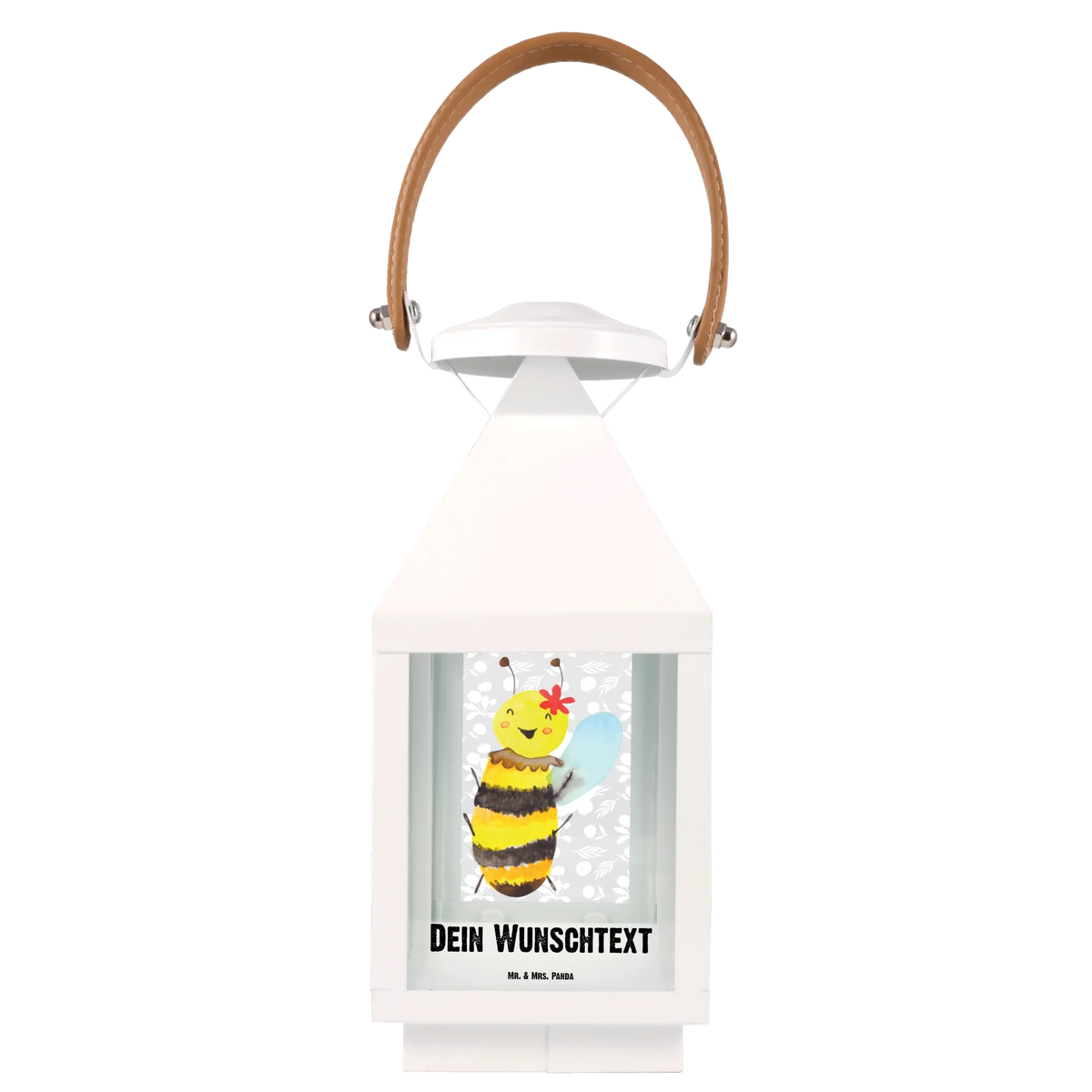 Personalisierte Deko Laterne Biene Happy Laterne Mit Griff Und Wunschname, Windlicht mit Text, Laterne Hochzeit personalisiert, Glaslaterne Mit Wunschname, XXL-Laterne Mit Wunschname, Tischlaterne Mit Wunschname, Laterne mit Namen, Gartenlaterne Personalisiert, Laterne Balkon personalisiert, Innenraum-Laterne Mit Namen, Laterne mit Wunschtext, Romantische Laterne Mit Wunschname, Laterne personalisiert, Laterne Mit Sternenmuster Und Namen, Laterne personalisierbar, Teelichthalter Laterne Mit Wunschname, Windlicht personalisiert Name, Pastellfarbene Laterne Mit Namensdruck, Windlicht mit Wunschtext, Windlicht mit Namen, Laternenwindlicht Mit Namen, Laterne selbst gestalten, Windlicht Balkon personalisiert, Landhausstil-Laterne Mit Namen, Deko Laterne Mit Namen, Individuelles Windlicht, Personalisiertes Windlicht, Terrasse-Laterne Mit Wunschnamen, Dekolaterne Mit Wunschname, Laterne Garten personalisiert, Laterne mit Text, Hochzeitslaterne personalisiert, Laterne personalisiert Name, Moderne Laterne Mit Namen, Lichterlaterne Mit Wunschname, Laterne Deko Mit Namen, Kerzenlaterne Mit Namensdruck, Metalllaterne Mit Namen, Windlicht personalisierbar, Laterne Mit Blumenmotiv Und Wunschname, Lichterkettenlaterne Mit Namen, Personalisierte Deko Laterne, Windlicht selbst gestalten, Beleuchtete Laterne Mit Namen, Windlicht Hochzeit personalisiert, Weiße Laterne Mit Wunschname, Hängelaterne Deko Mit Namen, Outdoor-Laterne Mit Wunschname, Personalisierte Laterne, Individuelle Laterne, Windlicht personalisiert, Kleine Laterne Mit Namensdruck, Biene, Wespe, Hummel