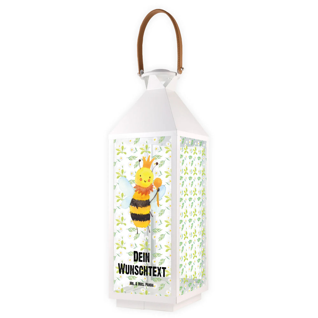Personalisierte Deko Laterne Biene König Laterne Mit Sternenmuster Und Namen, Holzlaterne Mit Namensdruck, Motivlaterne Mit Namensgravur, Dekolaterne Mit Wunschname, Innenraum-Laterne Mit Namen, Klassische Laterne Mit Namensgravur, Deko Laterne Mit Namen, Teelichthalter Laterne Mit Wunschname, Gartenlaterne Personalisiert, Maritim-Laterne Mit Wunschname, Skandinavische Laterne Mit Namen, Stellbare Laterne Mit Namen, Laterne Mit Griff Und Wunschname, Rustikale Laterne Mit Namensgravur, Moderne Laterne Mit Namen, Weiße Laterne Mit Wunschname, Hängelaterne Mit Namensgravur, Romantische Laterne Mit Wunschname, Metalllaterne Mit Namen, LED-Laterne Mit Namensgravur, Personalisierte Deko Laterne, XXL-Laterne Mit Wunschname, Orientalische Laterne Mit Namensdruck, Laterne Deko Mit Namen, Lichterlaterne Mit Wunschname, Pastellfarbene Laterne Mit Namensdruck, Laternenwindlicht Mit Namen, Wetterfeste Laterne Mit Wunschname, Landhausstil-Laterne Mit Namen, Kerzenlaterne Mit Namensdruck, Spiegelglas-Laterne Mit Namensdruck, Lichterkettenlaterne Mit Namen, Glaslaterne Mit Wunschname, Minimalistische Laterne Mit Namen, Hängelaterne Deko Mit Namen, Kleine Laterne Mit Namensdruck, Laternen-Set Personalisiert, Shabby-Chic-Laterne Mit Wunschname, Windlichtlaterne Mit Namensgravur, Tischlaterne Mit Wunschname, Terrasse-Laterne Mit Wunschnamen, Laterne Mit Blumenmotiv Und Wunschname, Outdoor-Laterne Mit Wunschname, Beleuchtete Laterne Mit Namen, Vintage-Laterne Personalisiert, Biene, Wespe, Hummel