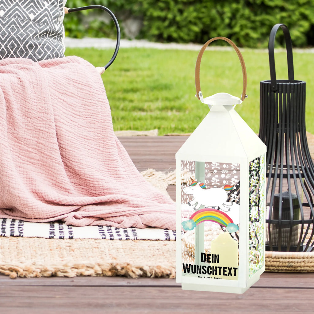 Personalisierte Deko Laterne Einhorn Regenbogen Shabby-Chic-Laterne Mit Wunschname, Wetterfeste Laterne Mit Wunschname, Spiegelglas-Laterne Mit Namensdruck, Laterne Deko Mit Namen, Pastellfarbene Laterne Mit Namensdruck, Windlichtlaterne Mit Namensgravur, Orientalische Laterne Mit Namensdruck, Laternen-Set Personalisiert, Hängelaterne Mit Namensgravur, Romantische Laterne Mit Wunschname, Terrasse-Laterne Mit Wunschnamen, Landhausstil-Laterne Mit Namen, Laterne Mit Sternenmuster Und Namen, Holzlaterne Mit Namensdruck, Lichterlaterne Mit Wunschname, Motivlaterne Mit Namensgravur, Klassische Laterne Mit Namensgravur, Glaslaterne Mit Wunschname, Metalllaterne Mit Namen, Kleine Laterne Mit Namensdruck, Dekolaterne Mit Wunschname, Rustikale Laterne Mit Namensgravur, Stellbare Laterne Mit Namen, Personalisierte Deko Laterne, LED-Laterne Mit Namensgravur, Vintage-Laterne Personalisiert, Moderne Laterne Mit Namen, Hängelaterne Deko Mit Namen, Skandinavische Laterne Mit Namen, Innenraum-Laterne Mit Namen, Kerzenlaterne Mit Namensdruck, Laterne Mit Blumenmotiv Und Wunschname, Lichterkettenlaterne Mit Namen, Teelichthalter Laterne Mit Wunschname, XXL-Laterne Mit Wunschname, Laternenwindlicht Mit Namen, Tischlaterne Mit Wunschname, Beleuchtete Laterne Mit Namen, Minimalistische Laterne Mit Namen, Maritim-Laterne Mit Wunschname, Weiße Laterne Mit Wunschname, Laterne Mit Griff Und Wunschname, Outdoor-Laterne Mit Wunschname, Gartenlaterne Personalisiert, Deko Laterne Mit Namen, Einhorn, Einhörner, Einhorn Deko, Unicorn, Regenbogen, Erwachsenwerden, Einhornpower, Glitzer, Einhornautobahn
