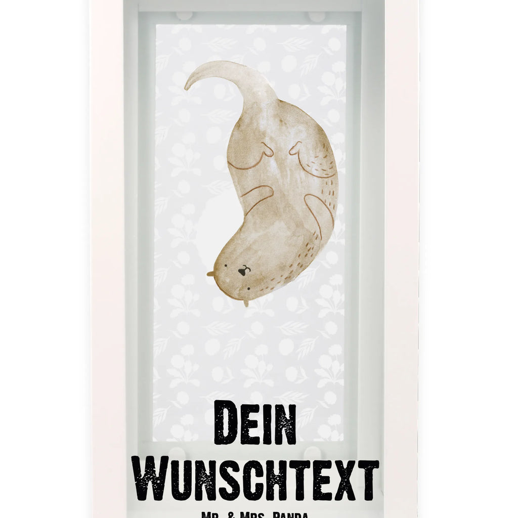 Personalisierte Deko Laterne Otter kopfüber Kleine Laterne Mit Namensdruck, Kerzenlaterne Mit Namensdruck, Deko Laterne Mit Namen, Laternenwindlicht Mit Namen, Laterne Mit Sternenmuster Und Namen, Lichterkettenlaterne Mit Namen, Terrasse-Laterne Mit Wunschnamen, Rustikale Laterne Mit Namensgravur, Innenraum-Laterne Mit Namen, Dekolaterne Mit Wunschname, Romantische Laterne Mit Wunschname, Landhausstil-Laterne Mit Namen, Laterne Mit Griff Und Wunschname, Hängelaterne Mit Namensgravur, Gartenlaterne Personalisiert, Vintage-Laterne Personalisiert, Lichterlaterne Mit Wunschname, Personalisierte Deko Laterne, Wetterfeste Laterne Mit Wunschname, Metalllaterne Mit Namen, Pastellfarbene Laterne Mit Namensdruck, Skandinavische Laterne Mit Namen, Laterne Mit Blumenmotiv Und Wunschname, Minimalistische Laterne Mit Namen, Maritim-Laterne Mit Wunschname, Hängelaterne Deko Mit Namen, Outdoor-Laterne Mit Wunschname, Motivlaterne Mit Namensgravur, Weiße Laterne Mit Wunschname, Windlichtlaterne Mit Namensgravur, Klassische Laterne Mit Namensgravur, LED-Laterne Mit Namensgravur, Glaslaterne Mit Wunschname, Orientalische Laterne Mit Namensdruck, Tischlaterne Mit Wunschname, Spiegelglas-Laterne Mit Namensdruck, Shabby-Chic-Laterne Mit Wunschname, Stellbare Laterne Mit Namen, Holzlaterne Mit Namensdruck, Laterne Deko Mit Namen, Teelichthalter Laterne Mit Wunschname, Beleuchtete Laterne Mit Namen, Laternen-Set Personalisiert, XXL-Laterne Mit Wunschname, Moderne Laterne Mit Namen, Otter, Fischotter, Seeotter, Otter Seeotter See Otter