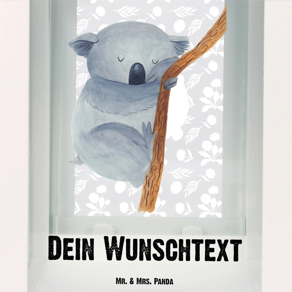 Personalisierte Deko Laterne Koalabär Teelichthalter Laterne Mit Wunschname, Kerzenlaterne Mit Namensdruck, Laterne Mit Griff Und Wunschname, Pastellfarbene Laterne Mit Namensdruck, Deko Laterne Mit Namen, Glaslaterne Mit Wunschname, Wetterfeste Laterne Mit Wunschname, Stellbare Laterne Mit Namen, Laternen-Set Personalisiert, Romantische Laterne Mit Wunschname, Motivlaterne Mit Namensgravur, Hängelaterne Deko Mit Namen, Spiegelglas-Laterne Mit Namensdruck, Terrasse-Laterne Mit Wunschnamen, Moderne Laterne Mit Namen, Hängelaterne Mit Namensgravur, Vintage-Laterne Personalisiert, Beleuchtete Laterne Mit Namen, Holzlaterne Mit Namensdruck, Personalisierte Deko Laterne, Laternenwindlicht Mit Namen, Maritim-Laterne Mit Wunschname, Skandinavische Laterne Mit Namen, Laterne Mit Sternenmuster Und Namen, Landhausstil-Laterne Mit Namen, Weiße Laterne Mit Wunschname, Innenraum-Laterne Mit Namen, Laterne Deko Mit Namen, LED-Laterne Mit Namensgravur, Klassische Laterne Mit Namensgravur, Tischlaterne Mit Wunschname, Metalllaterne Mit Namen, Windlichtlaterne Mit Namensgravur, Laterne Mit Blumenmotiv Und Wunschname, Rustikale Laterne Mit Namensgravur, Lichterlaterne Mit Wunschname, Kleine Laterne Mit Namensdruck, Shabby-Chic-Laterne Mit Wunschname, Dekolaterne Mit Wunschname, Orientalische Laterne Mit Namensdruck, Gartenlaterne Personalisiert, Lichterkettenlaterne Mit Namen, Outdoor-Laterne Mit Wunschname, XXL-Laterne Mit Wunschname, Minimalistische Laterne Mit Namen, Tiermotive, Gute Laune, lustige Sprüche, Tiere, Traum, Koala, Bär, Koalabär, schlafen, träumen, Schlafzimmer, Traumland