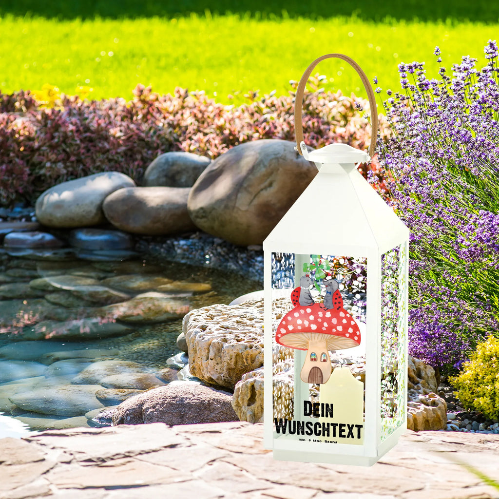 Personalisierte Deko Laterne Marienkäfer Paar Fliegenpilz Stellbare Laterne Mit Namen, Spiegelglas-Laterne Mit Namensdruck, Klassische Laterne Mit Namensgravur, Landhausstil-Laterne Mit Namen, Laterne Deko Mit Namen, Kerzenlaterne Mit Namensdruck, Personalisierte Deko Laterne, Glaslaterne Mit Wunschname, Leuchten, Teelichthalter Laterne Mit Wunschname, Orientalische Laterne Mit Namensdruck, Kleine Laterne Mit Namensdruck, Laterne Mit Griff Und Wunschname, Maritim-Laterne Mit Wunschname, Romantische Laterne Mit Wunschname, LED-Laterne Mit Namensgravur, Laterne Mit Sternenmuster Und Namen, Holzlaterne Mit Namensdruck, Wetterfeste Laterne Mit Wunschname, Laternen-Set Personalisiert, Gartenlaterne Personalisiert, Tischlaterne Mit Wunschname, Laterne Mit Blumenmotiv Und Wunschname, Weiße Laterne Mit Wunschname, Hängelaterne Deko Mit Namen, Shabby-Chic-Laterne Mit Wunschname, Metall Laterne, Lichterkettenlaterne Mit Namen, Windlicht, Innenraum-Laterne Mit Namen, Windlichtlaterne Mit Namensgravur, Minimalistische Laterne Mit Namen, Metalllaterne Mit Namen, Pastellfarbene Laterne Mit Namensdruck, Moderne Laterne Mit Namen, Outdoor-Laterne Mit Wunschname, Deko Laterne, Hängelaterne Mit Namensgravur, Hängeleuchte, Beleuchtete Laterne Mit Namen, XXL-Laterne Mit Wunschname, Dekolaterne Mit Wunschname, Vintage-Laterne Personalisiert, Terrasse-Laterne Mit Wunschnamen, Lichterlaterne Mit Wunschname, Deko Laterne Mit Namen, Motivlaterne Mit Namensgravur, Skandinavische Laterne Mit Namen, Rustikale Laterne Mit Namensgravur, Laternenwindlicht Mit Namen, Lustige Sprüche, Tiere, Tiermotive, Gute Laune, Fleigenpilzhaus, Fliegenpilz, Haus, Marienkäfer, Wohnung, Zuhause