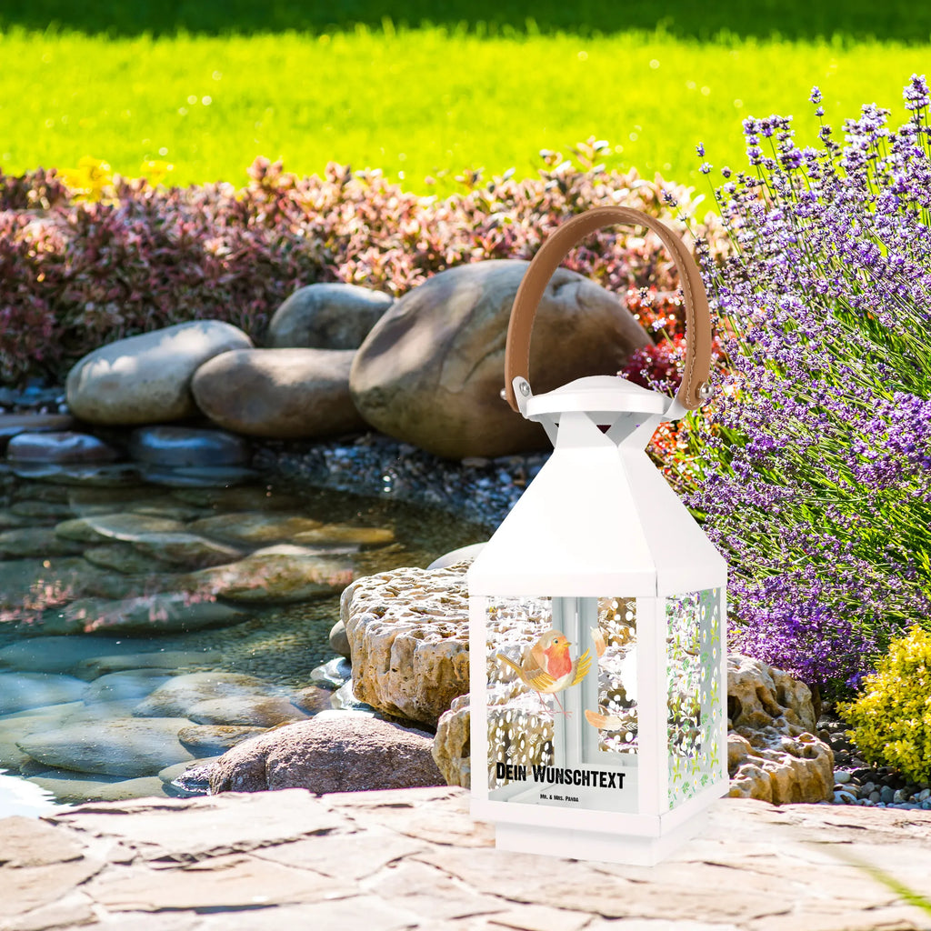 Personalisierte Deko Laterne Rotkehlchen mit Federn Hängelaterne Mit Namensgravur, Kleine Laterne Mit Namensdruck, Glaslaterne Mit Wunschname, Lichterkettenlaterne Mit Namen, Windlichtlaterne Mit Namensgravur, Shabby-Chic-Laterne Mit Wunschname, Outdoor-Laterne Mit Wunschname, Kerzenlaterne Mit Namensdruck, Dekolaterne Mit Wunschname, Pastellfarbene Laterne Mit Namensdruck, Deko Laterne Mit Namen, Laterne Mit Sternenmuster Und Namen, Vintage-Laterne Personalisiert, Beleuchtete Laterne Mit Namen, Laternen-Set Personalisiert, Personalisierte Deko Laterne, Laternenwindlicht Mit Namen, Laterne Mit Blumenmotiv Und Wunschname, XXL-Laterne Mit Wunschname, Klassische Laterne Mit Namensgravur, Gartenlaterne Personalisiert, Skandinavische Laterne Mit Namen, Weiße Laterne Mit Wunschname, Terrasse-Laterne Mit Wunschnamen, Minimalistische Laterne Mit Namen, Laterne Deko Mit Namen, Spiegelglas-Laterne Mit Namensdruck, Laterne Mit Griff Und Wunschname, Metalllaterne Mit Namen, Tischlaterne Mit Wunschname, Orientalische Laterne Mit Namensdruck, Landhausstil-Laterne Mit Namen, Stellbare Laterne Mit Namen, Wetterfeste Laterne Mit Wunschname, Teelichthalter Laterne Mit Wunschname, Moderne Laterne Mit Namen, Hängelaterne Deko Mit Namen, Rustikale Laterne Mit Namensgravur, Holzlaterne Mit Namensdruck, Lichterlaterne Mit Wunschname, Romantische Laterne Mit Wunschname, LED-Laterne Mit Namensgravur, Maritim-Laterne Mit Wunschname, Innenraum-Laterne Mit Namen, Motivlaterne Mit Namensgravur, Tiermotive, Gute Laune, lustige Sprüche, Tiere, Vogel, Motivation Sprüche, What if i fall, Spruch Motivation, Motivationsbilder, Spruch Mut, Rotkehlchen, fliegen