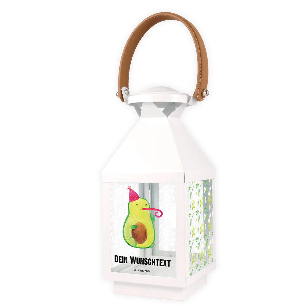 Personalisierte Deko Laterne Avocado Partyhupe Wetterfeste Laterne Mit Wunschname, Kleine Laterne Mit Namensdruck, Maritim-Laterne Mit Wunschname, Laterne Mit Blumenmotiv Und Wunschname, Dekolaterne Mit Wunschname, Motivlaterne Mit Namensgravur, XXL-Laterne Mit Wunschname, Laternen-Set Personalisiert, Hängeleuchte, Shabby-Chic-Laterne Mit Wunschname, Orientalische Laterne Mit Namensdruck, Minimalistische Laterne Mit Namen, Tischlaterne Mit Wunschname, Leuchten, Outdoor-Laterne Mit Wunschname, Beleuchtete Laterne Mit Namen, Lichterlaterne Mit Wunschname, Moderne Laterne Mit Namen, Laterne Mit Griff Und Wunschname, Deko Laterne, Rustikale Laterne Mit Namensgravur, Klassische Laterne Mit Namensgravur, Glaslaterne Mit Wunschname, Hängelaterne Mit Namensgravur, Spiegelglas-Laterne Mit Namensdruck, LED-Laterne Mit Namensgravur, Laterne Deko Mit Namen, Weiße Laterne Mit Wunschname, Windlicht, Holzlaterne Mit Namensdruck, Romantische Laterne Mit Wunschname, Lichterkettenlaterne Mit Namen, Landhausstil-Laterne Mit Namen, Pastellfarbene Laterne Mit Namensdruck, Teelichthalter Laterne Mit Wunschname, Laternenwindlicht Mit Namen, Skandinavische Laterne Mit Namen, Vintage-Laterne Personalisiert, Terrasse-Laterne Mit Wunschnamen, Innenraum-Laterne Mit Namen, Hängelaterne Deko Mit Namen, Personalisierte Deko Laterne, Deko Laterne Mit Namen, Metall Laterne, Stellbare Laterne Mit Namen, Laterne Mit Sternenmuster Und Namen, Kerzenlaterne Mit Namensdruck, Metalllaterne Mit Namen, Gartenlaterne Personalisiert, Windlichtlaterne Mit Namensgravur, Avocado, Veggie, Vegan, Gesund, Party, Fete, Geburtstag, Feier, Gute Laune, Feierlichkeit, Tröte