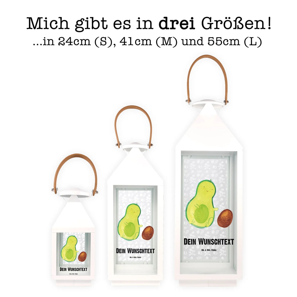 Personalisierte Deko Laterne Avocado rollt Kern Kleine Laterne Mit Namensdruck, Laternenwindlicht Mit Namen, Wetterfeste Laterne Mit Wunschname, Hängelaterne Mit Namensgravur, Maritim-Laterne Mit Wunschname, Hängelaterne Deko Mit Namen, Spiegelglas-Laterne Mit Namensdruck, Minimalistische Laterne Mit Namen, Stellbare Laterne Mit Namen, Klassische Laterne Mit Namensgravur, XXL-Laterne Mit Wunschname, Shabby-Chic-Laterne Mit Wunschname, Lichterkettenlaterne Mit Namen, Orientalische Laterne Mit Namensdruck, Laterne Deko Mit Namen, Innenraum-Laterne Mit Namen, Kerzenlaterne Mit Namensdruck, Laterne Mit Blumenmotiv Und Wunschname, Landhausstil-Laterne Mit Namen, Dekolaterne Mit Wunschname, Lichterlaterne Mit Wunschname, Vintage-Laterne Personalisiert, Deko Laterne Mit Namen, Romantische Laterne Mit Wunschname, Laterne Mit Sternenmuster Und Namen, Rustikale Laterne Mit Namensgravur, LED-Laterne Mit Namensgravur, Gartenlaterne Personalisiert, Metalllaterne Mit Namen, Teelichthalter Laterne Mit Wunschname, Motivlaterne Mit Namensgravur, Pastellfarbene Laterne Mit Namensdruck, Skandinavische Laterne Mit Namen, Glaslaterne Mit Wunschname, Terrasse-Laterne Mit Wunschnamen, Personalisierte Deko Laterne, Laternen-Set Personalisiert, Outdoor-Laterne Mit Wunschname, Tischlaterne Mit Wunschname, Holzlaterne Mit Namensdruck, Beleuchtete Laterne Mit Namen, Windlichtlaterne Mit Namensgravur, Laterne Mit Griff Und Wunschname, Moderne Laterne Mit Namen, Weiße Laterne Mit Wunschname, Avocado, Veggie, Vegan, Gesund, Säugling, große Liebe, zur Geburt, Schwanger, erstes Kind, Baby, Liebe, Avocados, Geburt, Geburtstag, Schwangerschaft, Babyparty, Kind, Love