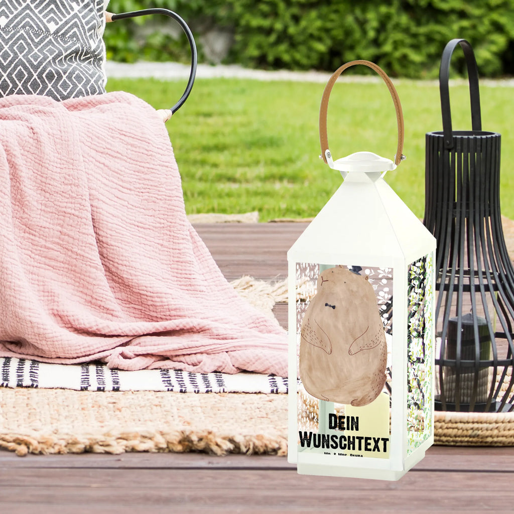 Personalisierte Deko Laterne Murmeltier Orientalische Laterne Mit Namensdruck, Hängelaterne Deko Mit Namen, Wetterfeste Laterne Mit Wunschname, Dekolaterne Mit Wunschname, Lichterlaterne Mit Wunschname, Personalisierte Deko Laterne, Outdoor-Laterne Mit Wunschname, Glaslaterne Mit Wunschname, Laterne Mit Blumenmotiv Und Wunschname, Holzlaterne Mit Namensdruck, Lichterkettenlaterne Mit Namen, Windlichtlaterne Mit Namensgravur, Beleuchtete Laterne Mit Namen, Laternen-Set Personalisiert, Rustikale Laterne Mit Namensgravur, Hängelaterne Mit Namensgravur, Skandinavische Laterne Mit Namen, Innenraum-Laterne Mit Namen, Laterne Deko Mit Namen, Kleine Laterne Mit Namensdruck, LED-Laterne Mit Namensgravur, Motivlaterne Mit Namensgravur, Metalllaterne Mit Namen, Gartenlaterne Personalisiert, Laterne Mit Griff Und Wunschname, Romantische Laterne Mit Wunschname, Spiegelglas-Laterne Mit Namensdruck, Kerzenlaterne Mit Namensdruck, Tischlaterne Mit Wunschname, Laterne Mit Sternenmuster Und Namen, Vintage-Laterne Personalisiert, Deko Laterne Mit Namen, Maritim-Laterne Mit Wunschname, Landhausstil-Laterne Mit Namen, Stellbare Laterne Mit Namen, Pastellfarbene Laterne Mit Namensdruck, Teelichthalter Laterne Mit Wunschname, Weiße Laterne Mit Wunschname, Moderne Laterne Mit Namen, XXL-Laterne Mit Wunschname, Laternenwindlicht Mit Namen, Klassische Laterne Mit Namensgravur, Terrasse-Laterne Mit Wunschnamen, Minimalistische Laterne Mit Namen, Shabby-Chic-Laterne Mit Wunschname, Tiermotive, Gute Laune, lustige Sprüche, Tiere, Anstand, Respekt, Murmeltier, Fröhlichkeit, Knigge, Freundlichkeit