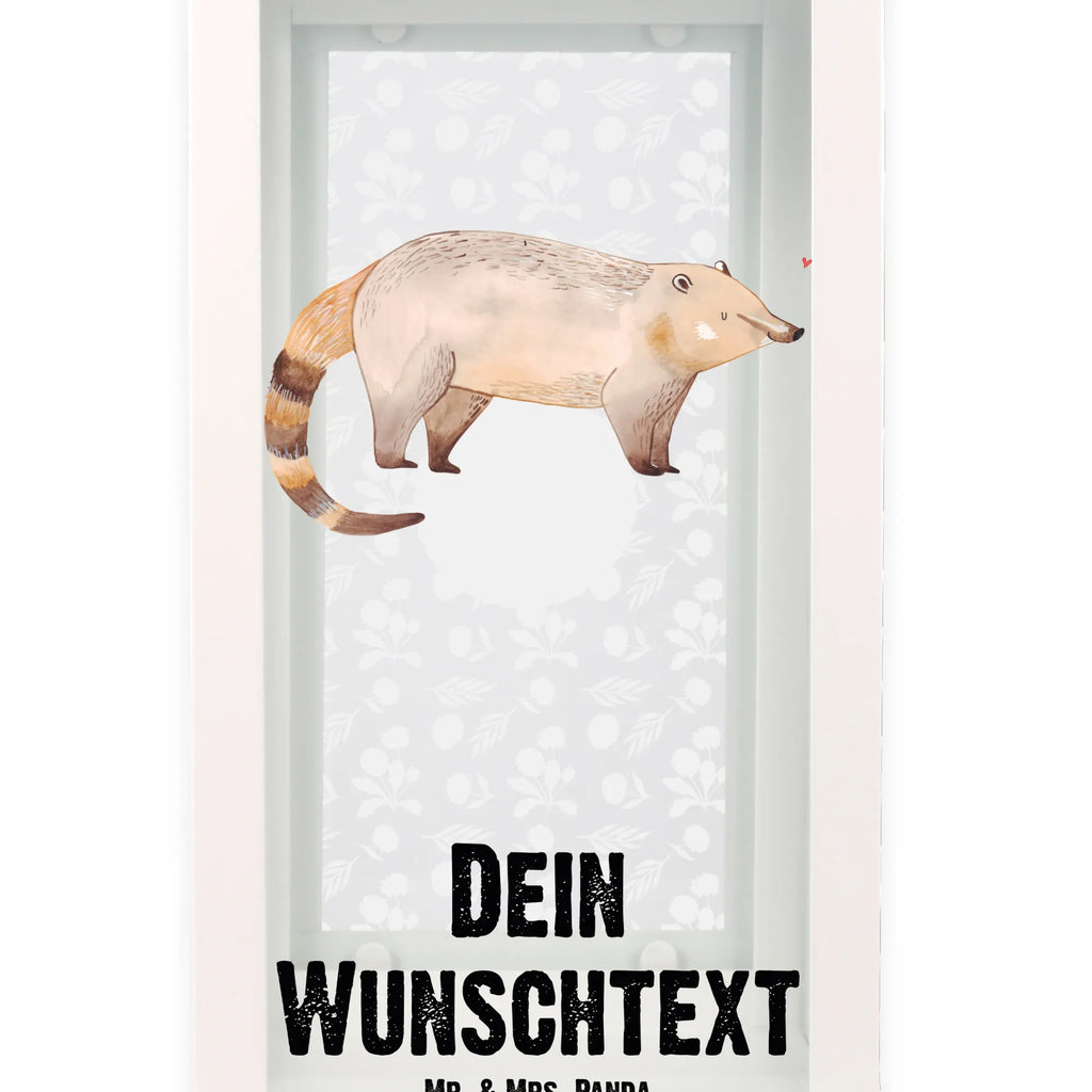 Personalisierte Deko Laterne Nasenbär Tischlaterne Mit Wunschname, Gartenlaterne Personalisiert, Hängelaterne Mit Namensgravur, Beleuchtete Laterne Mit Namen, Deko Laterne, Hängelaterne Deko Mit Namen, Laterne Mit Sternenmuster Und Namen, Metalllaterne Mit Namen, Lichterkettenlaterne Mit Namen, Pastellfarbene Laterne Mit Namensdruck, Outdoor-Laterne Mit Wunschname, LED-Laterne Mit Namensgravur, Skandinavische Laterne Mit Namen, Orientalische Laterne Mit Namensdruck, Personalisierte Deko Laterne, Motivlaterne Mit Namensgravur, Teelichthalter Laterne Mit Wunschname, Deko Laterne Mit Namen, Hängeleuchte, XXL-Laterne Mit Wunschname, Dekolaterne Mit Wunschname, Vintage-Laterne Personalisiert, Windlicht, Innenraum-Laterne Mit Namen, Spiegelglas-Laterne Mit Namensdruck, Terrasse-Laterne Mit Wunschnamen, Shabby-Chic-Laterne Mit Wunschname, Moderne Laterne Mit Namen, Romantische Laterne Mit Wunschname, Weiße Laterne Mit Wunschname, Laterne Deko Mit Namen, Holzlaterne Mit Namensdruck, Landhausstil-Laterne Mit Namen, Stellbare Laterne Mit Namen, Laternen-Set Personalisiert, Wetterfeste Laterne Mit Wunschname, Laternenwindlicht Mit Namen, Kleine Laterne Mit Namensdruck, Rustikale Laterne Mit Namensgravur, Metall Laterne, Leuchten, Laterne Mit Blumenmotiv Und Wunschname, Lichterlaterne Mit Wunschname, Maritim-Laterne Mit Wunschname, Windlichtlaterne Mit Namensgravur, Klassische Laterne Mit Namensgravur, Minimalistische Laterne Mit Namen, Kerzenlaterne Mit Namensdruck, Glaslaterne Mit Wunschname, Laterne Mit Griff Und Wunschname, Lustige Sprüche, Tiere, Tiermotive, Gute Laune, Bär, Rüsselbär, Nasenbären, Nasenbär