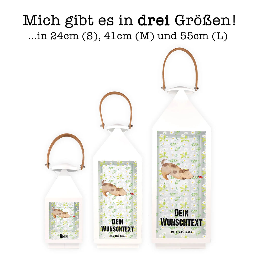 Personalisierte Deko Laterne Hund Marienkäfer Terrasse-Laterne Mit Wunschnamen, Hängeleuchte, LED-Laterne Mit Namensgravur, Laterne Mit Griff Und Wunschname, Windlicht, Klassische Laterne Mit Namensgravur, Spiegelglas-Laterne Mit Namensdruck, Hängelaterne Mit Namensgravur, Innenraum-Laterne Mit Namen, Minimalistische Laterne Mit Namen, Orientalische Laterne Mit Namensdruck, Hängelaterne Deko Mit Namen, Personalisierte Deko Laterne, Laternenwindlicht Mit Namen, Weiße Laterne Mit Wunschname, Metall Laterne, Laternen-Set Personalisiert, Gartenlaterne Personalisiert, Laterne Mit Sternenmuster Und Namen, Lichterlaterne Mit Wunschname, Motivlaterne Mit Namensgravur, Leuchten, Teelichthalter Laterne Mit Wunschname, Skandinavische Laterne Mit Namen, Maritim-Laterne Mit Wunschname, Beleuchtete Laterne Mit Namen, Laterne Mit Blumenmotiv Und Wunschname, Vintage-Laterne Personalisiert, Dekolaterne Mit Wunschname, Windlichtlaterne Mit Namensgravur, XXL-Laterne Mit Wunschname, Lichterkettenlaterne Mit Namen, Glaslaterne Mit Wunschname, Kerzenlaterne Mit Namensdruck, Landhausstil-Laterne Mit Namen, Deko Laterne Mit Namen, Outdoor-Laterne Mit Wunschname, Holzlaterne Mit Namensdruck, Moderne Laterne Mit Namen, Wetterfeste Laterne Mit Wunschname, Pastellfarbene Laterne Mit Namensdruck, Kleine Laterne Mit Namensdruck, Deko Laterne, Shabby-Chic-Laterne Mit Wunschname, Metalllaterne Mit Namen, Rustikale Laterne Mit Namensgravur, Stellbare Laterne Mit Namen, Romantische Laterne Mit Wunschname, Laterne Deko Mit Namen, Tischlaterne Mit Wunschname, Sprüche, Hund, Hunderasse, Hundebesitzer, Hundemotiv, Haustier, Tierliebhaber, Hundespruch, Mischling, Hunde, Marienkäfer, Mischlinghund